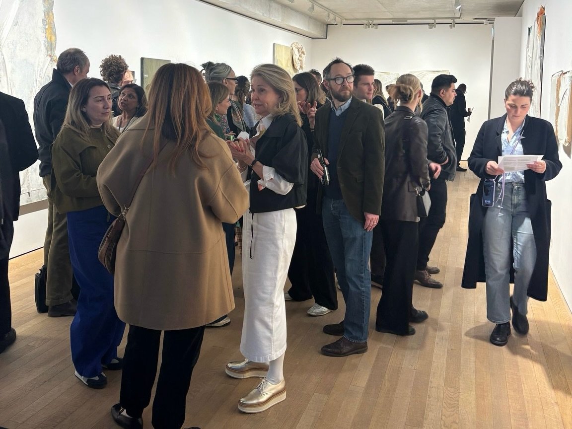 Today marks one year since the opening of my solo show &lsquo;Dirty Goddess&rsquo; at No.9 Cork Street. Reflecting on these photos and looking forward to the next show 🤫

#contemporaryart #londonexhibition #abstractart #painter