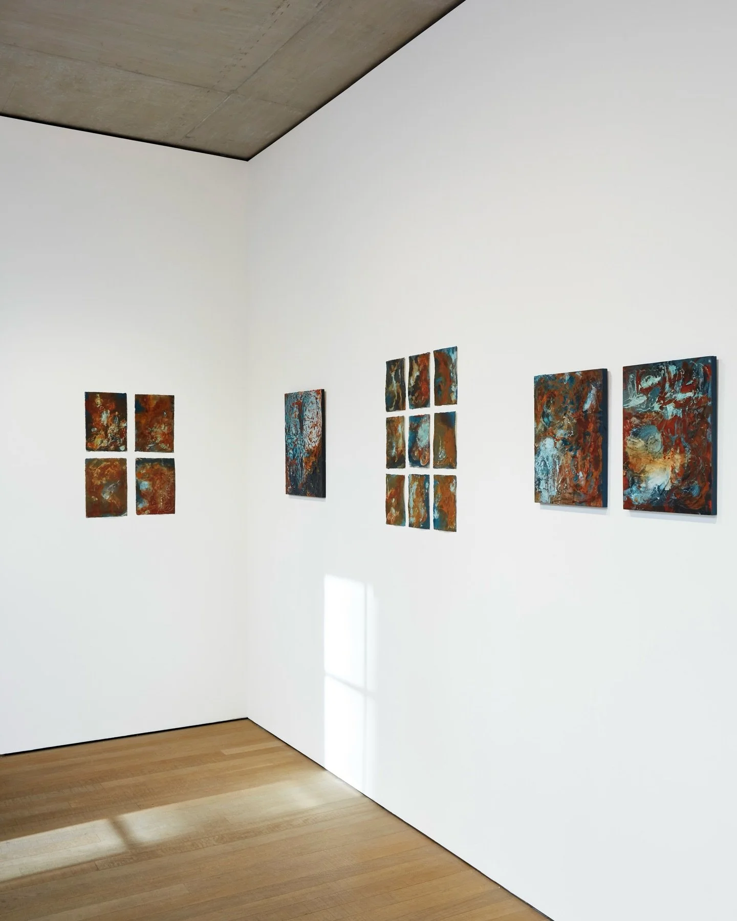 The Eve series reinterprets the biblical figure as a woman embodying agency and longing, moving beyond traditional explanations of sin and transgression. 

Install shots from Dirty Goddess at No.9 Cork Street, 2025.
Images: &lsquo;Eve III&rsquo;, 202