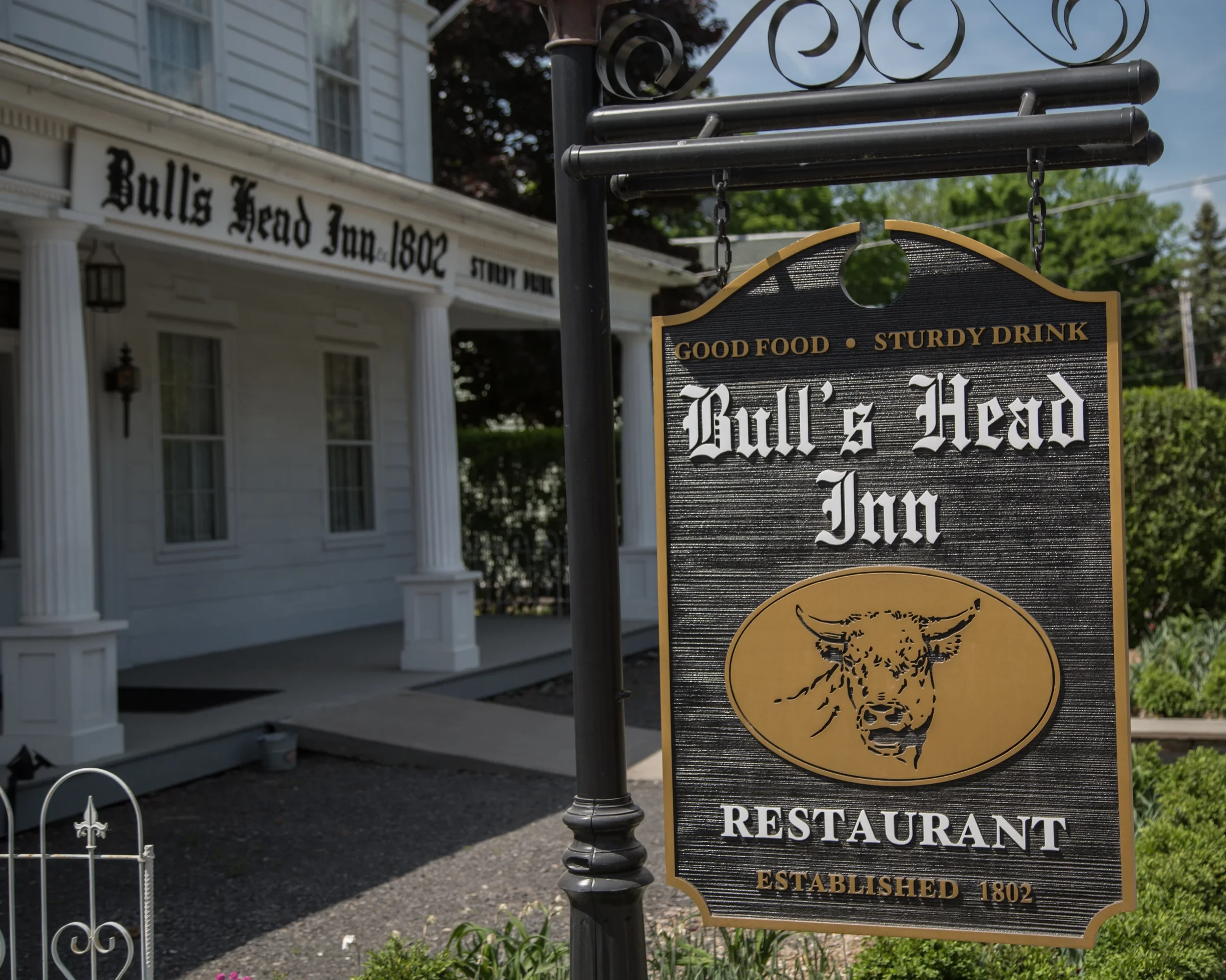 Bulls Head Inn (Brian and Becca Duo)