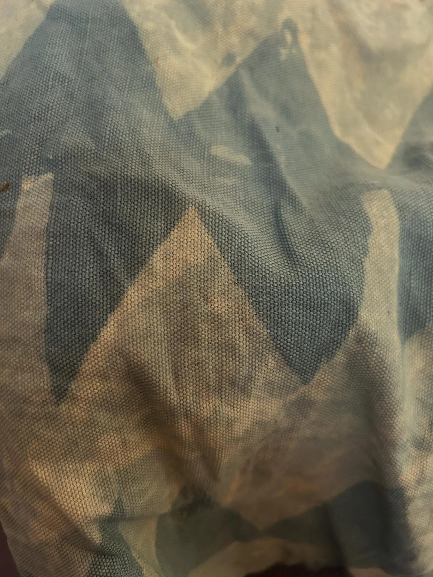 Woad and weld .
Resist printed .