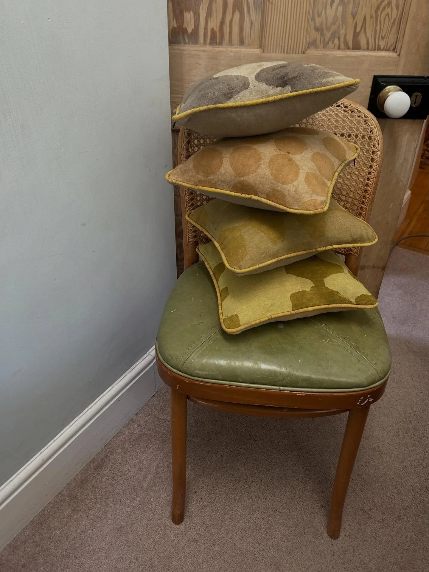A pile of cushions. These are so lovely and the perfect size for a present, even if I say so myself.
They are &pound;60 each or 2 for &pound;100.
I will be adding to the website soon or dm me if you spot something you like ❤️ 
#naturaldye 
#repeatpat