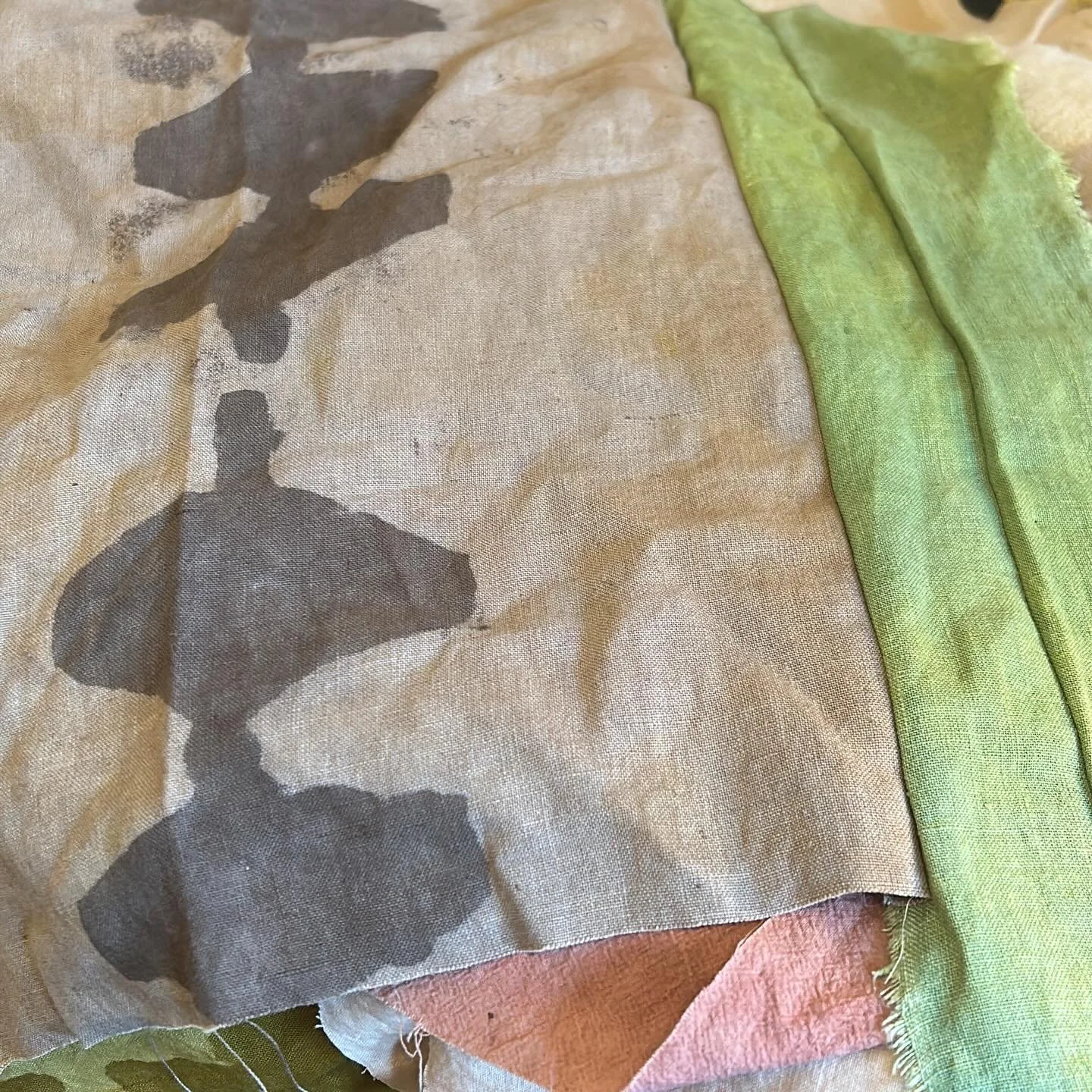 #pieces
#patchwork
#quilt 
#naturaldye