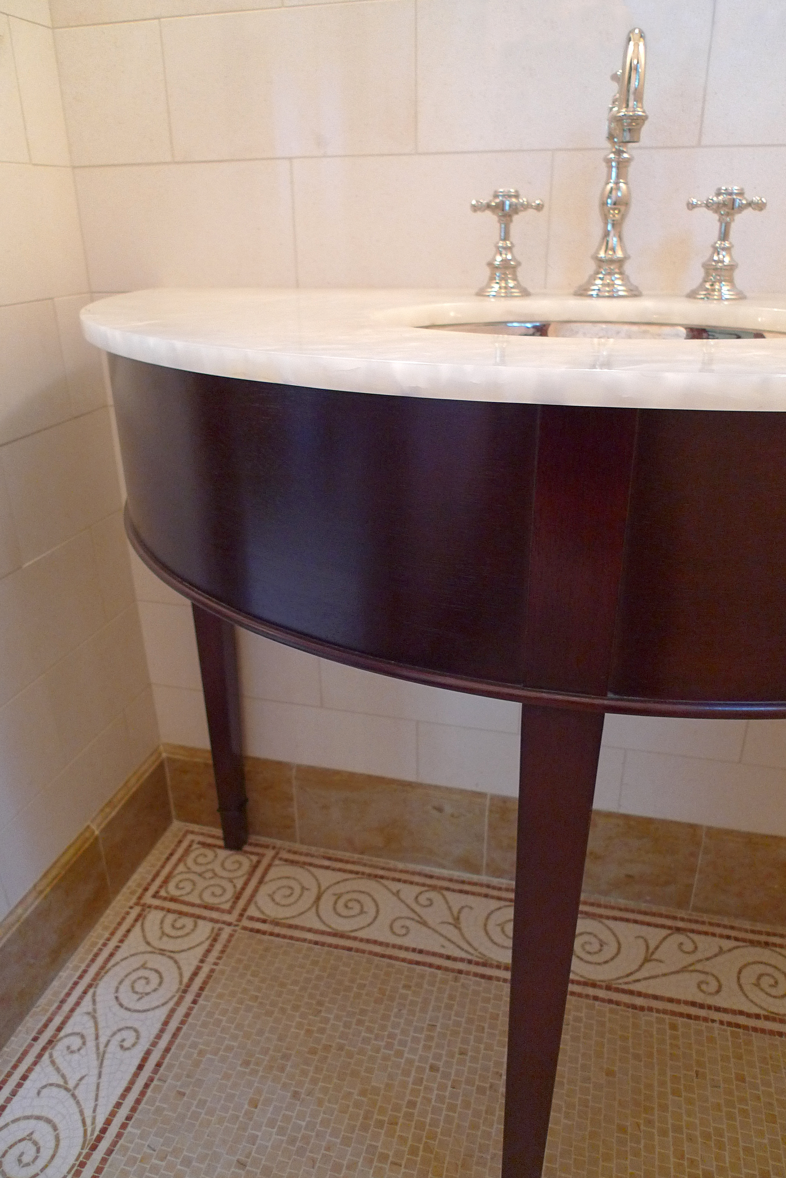 Presta-Diaz Powder Room  1.png
