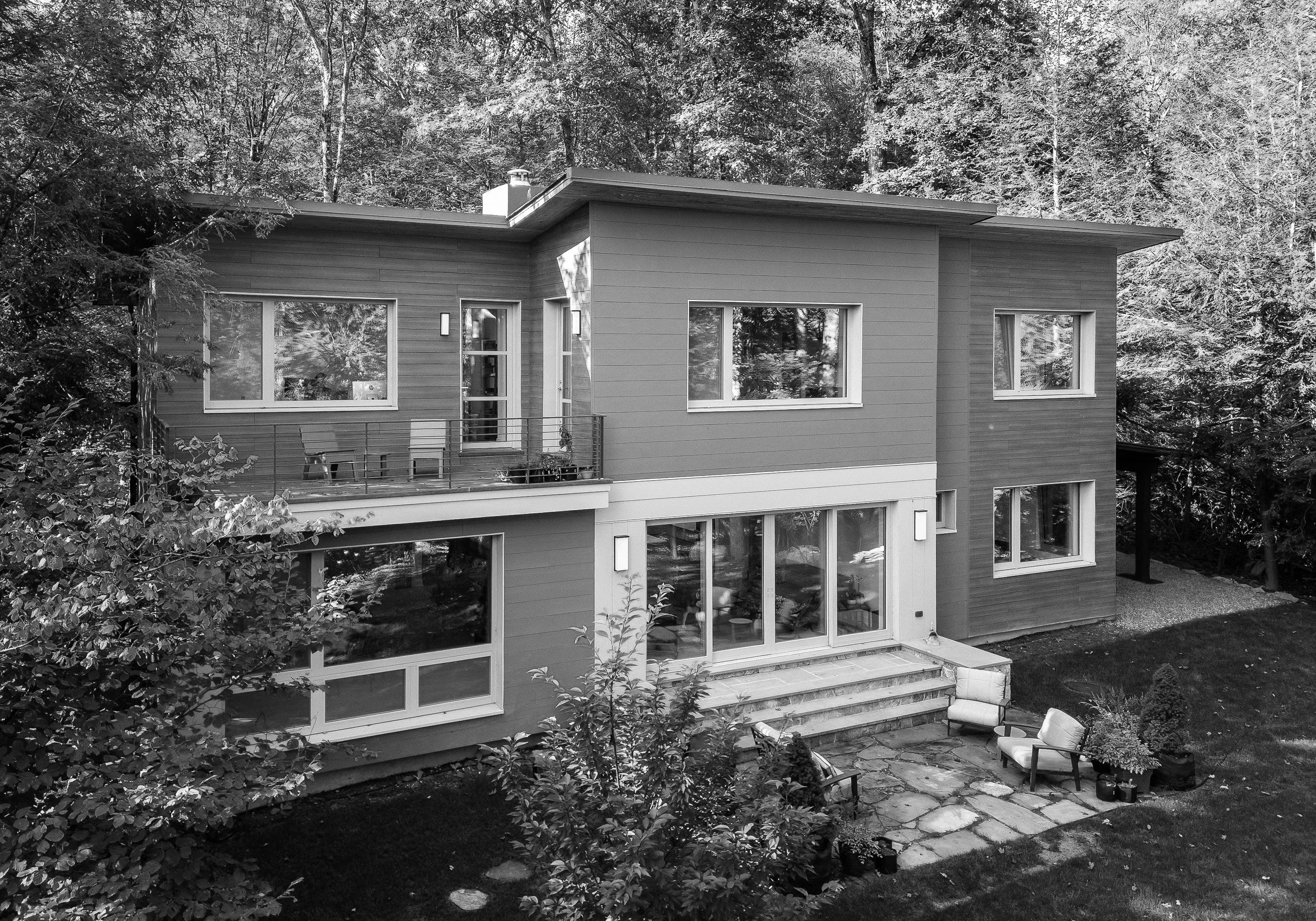Lakeside Retreat