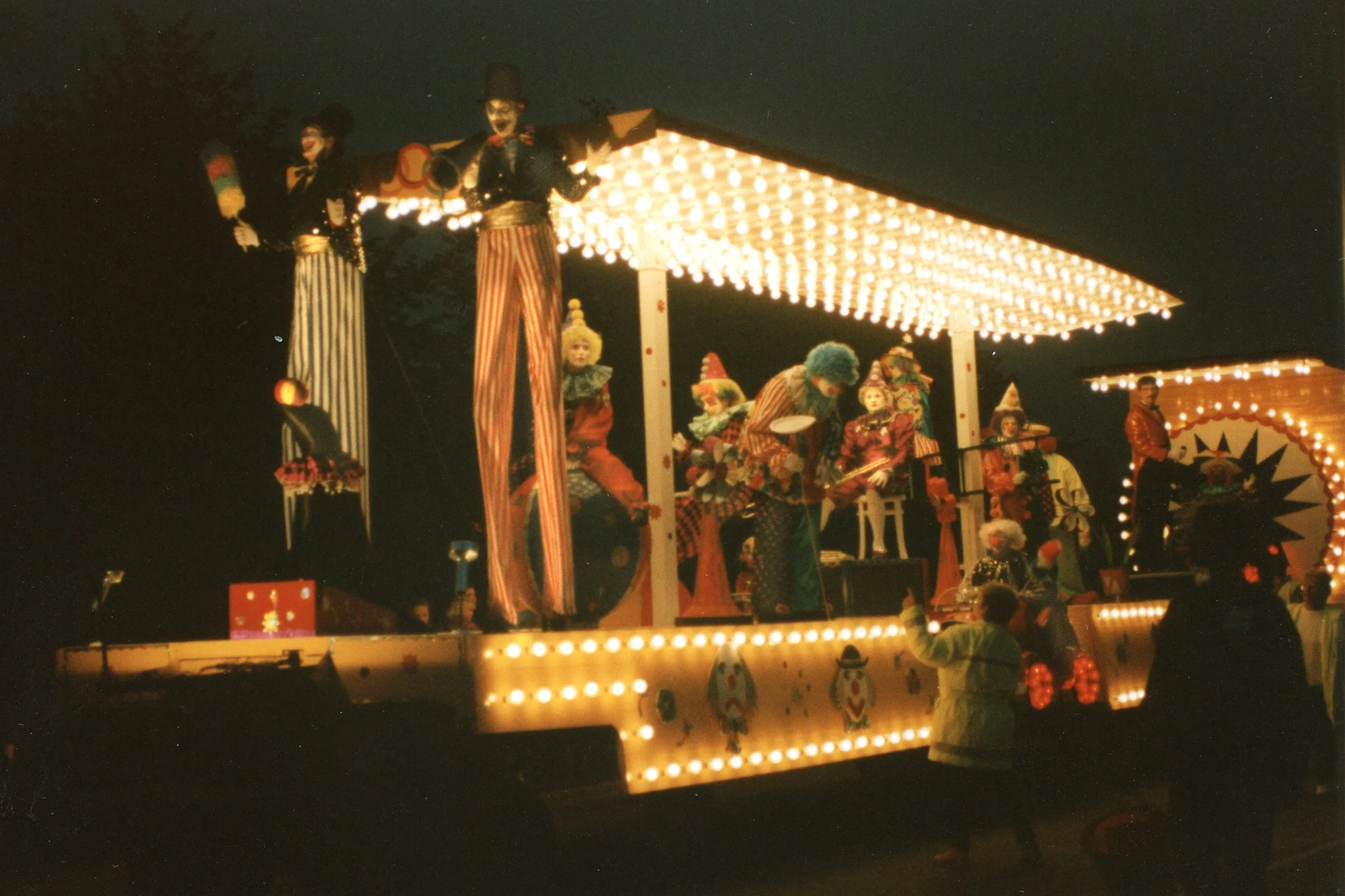 Let's Clown About - Airsprung CC