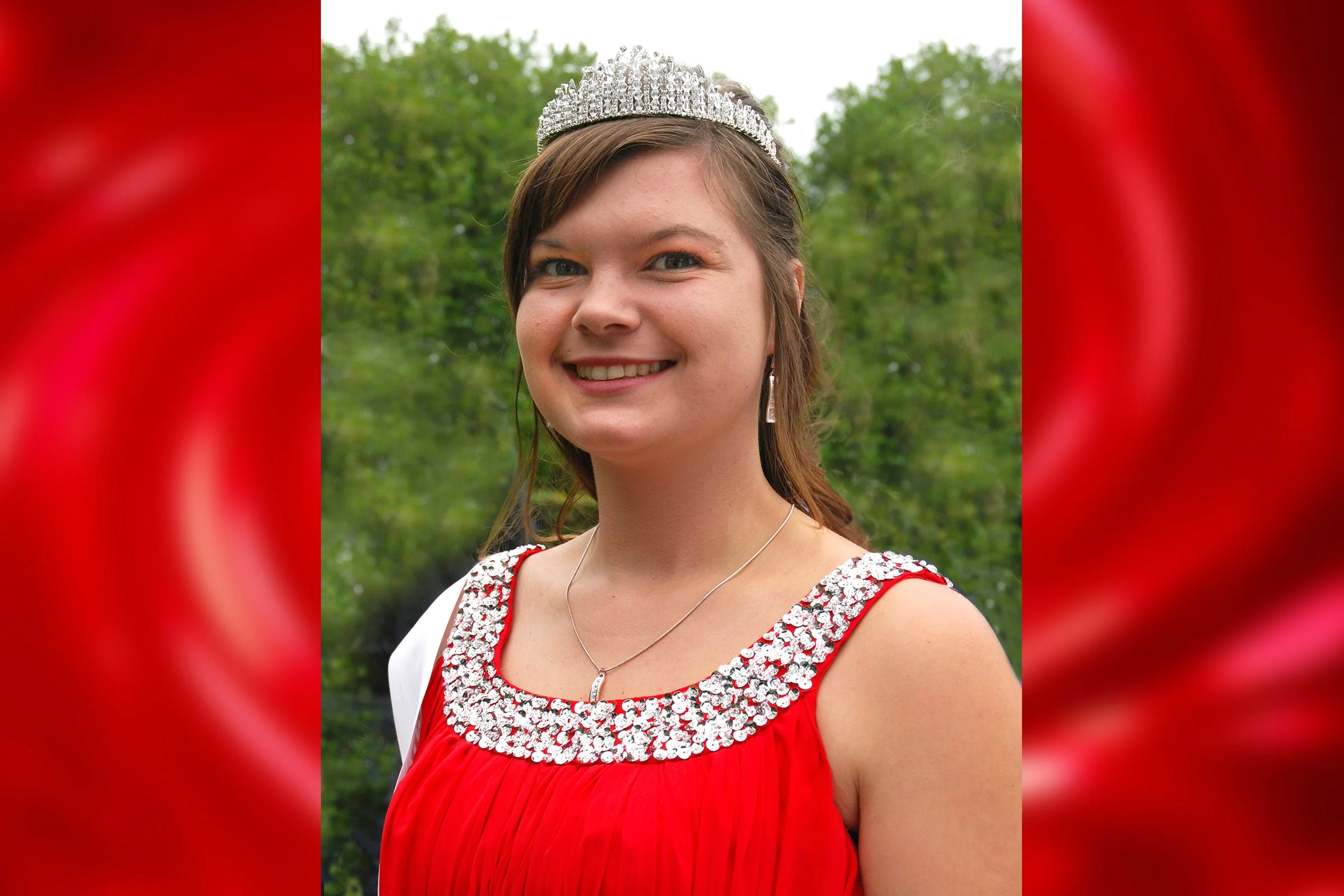 KAYLEIGH DAVEY - Attendant