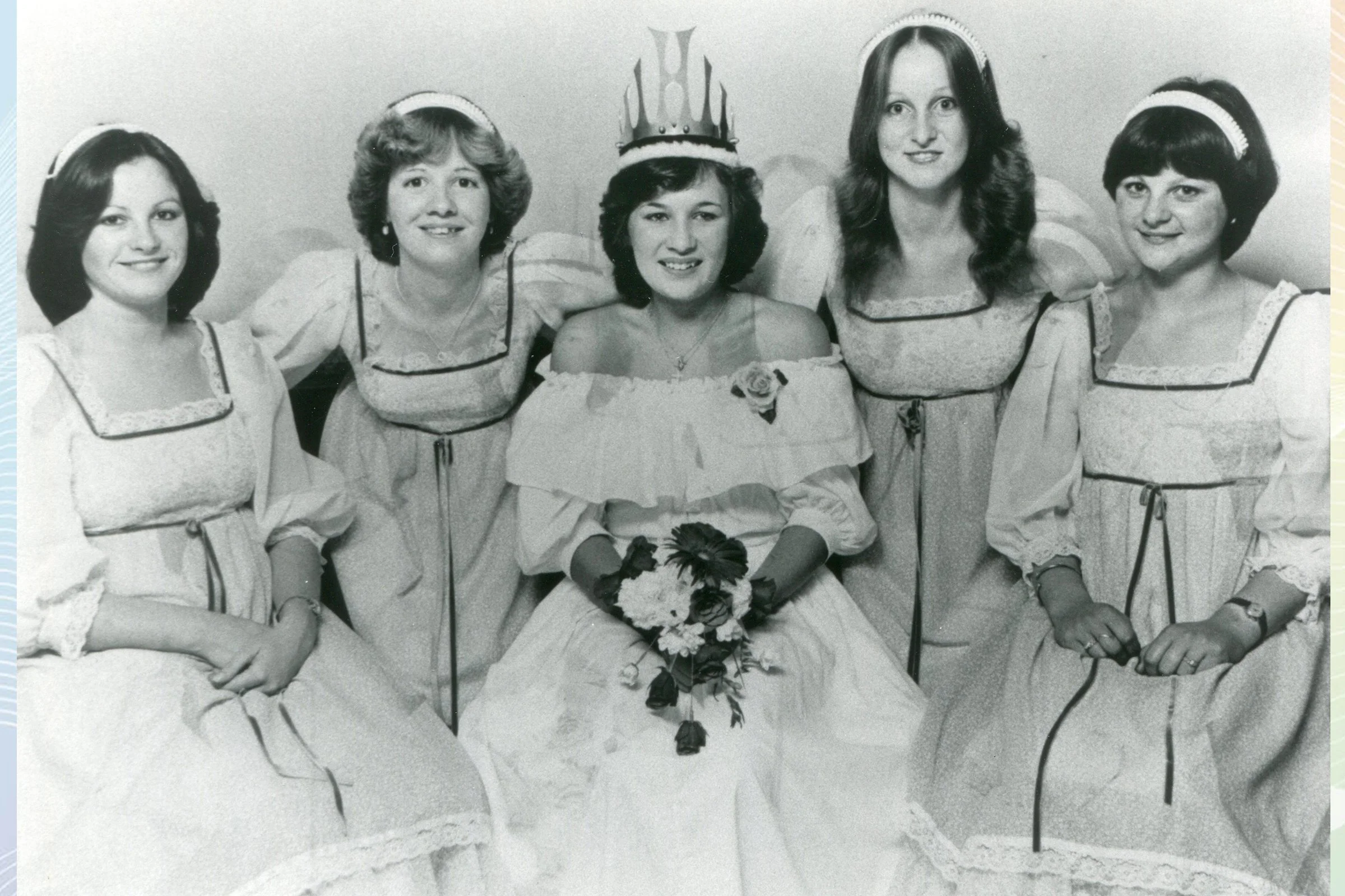  GILLIAN  with SUSAN, ELAINEA, VIVIENNE & CAROLINE