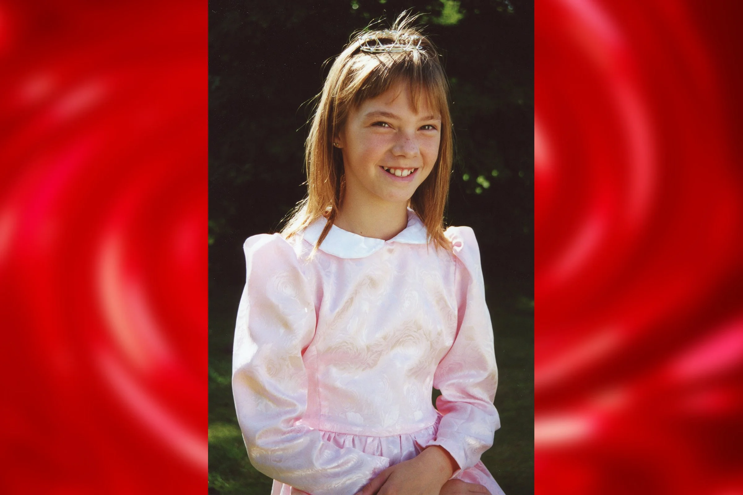 KIRSTY HOLBORN - Children's Attendant