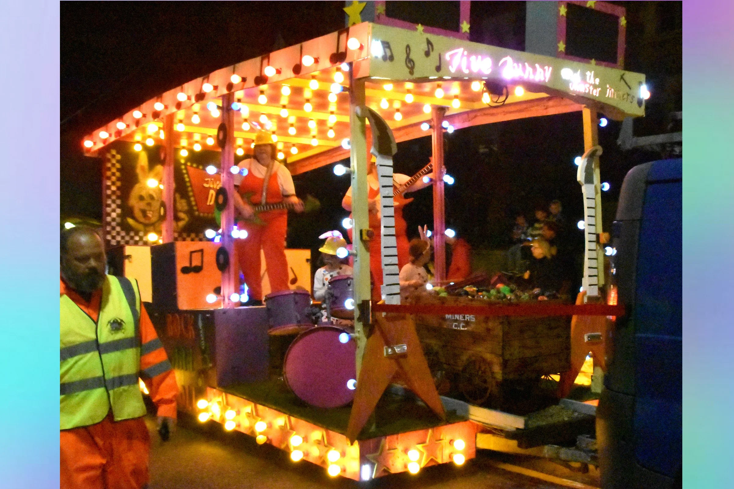 Jive Bunny & the Master Miners - Miners CC, Peasedown St John