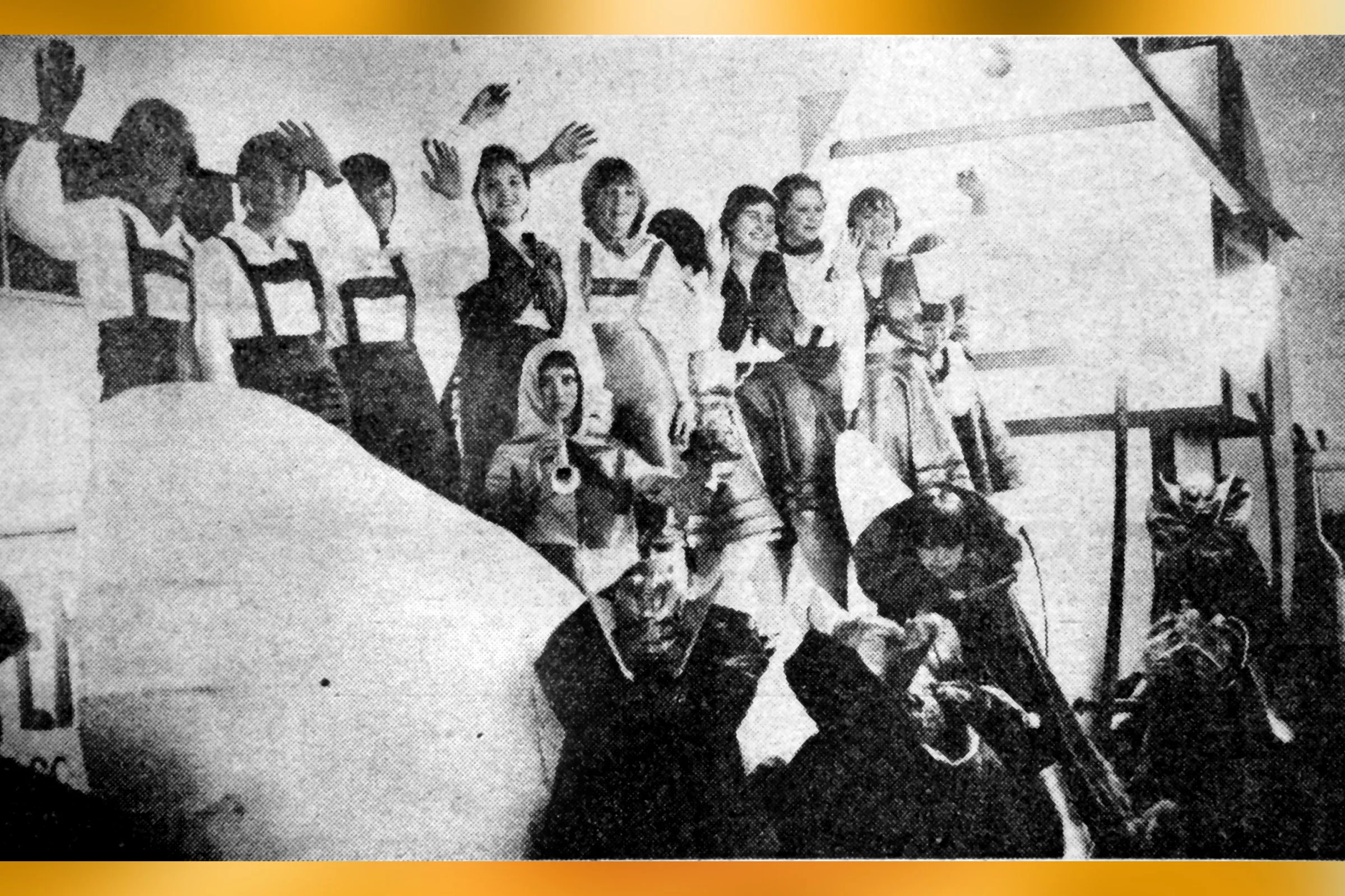 Pied Piper of Hamelin - Chameleon Colts CC