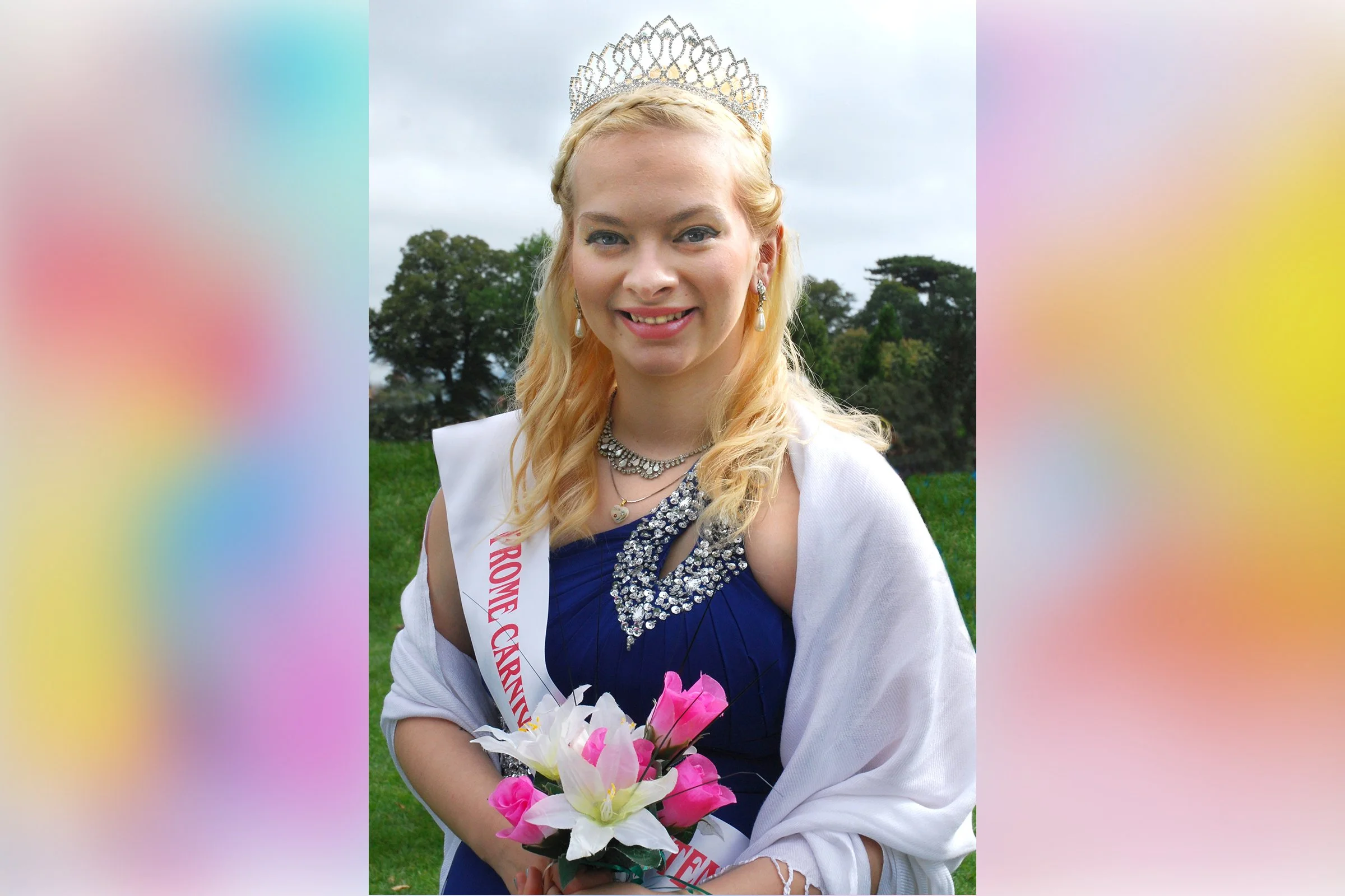 THEA PENNY - Attendant