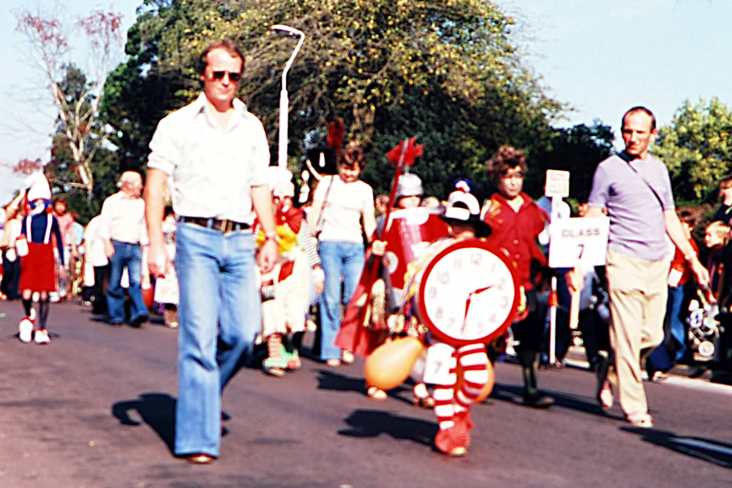 Children's procession in Weymouth Road