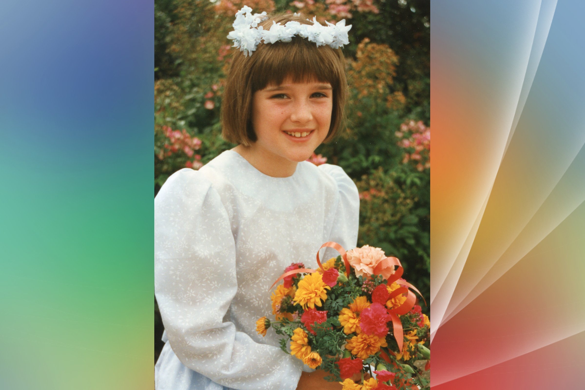 LUCY PORTER - Children's Attendant