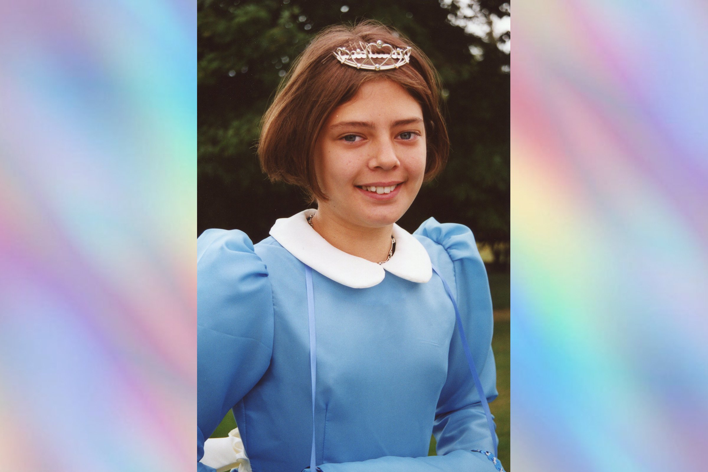 BECKY SINGER - Children's Attendant