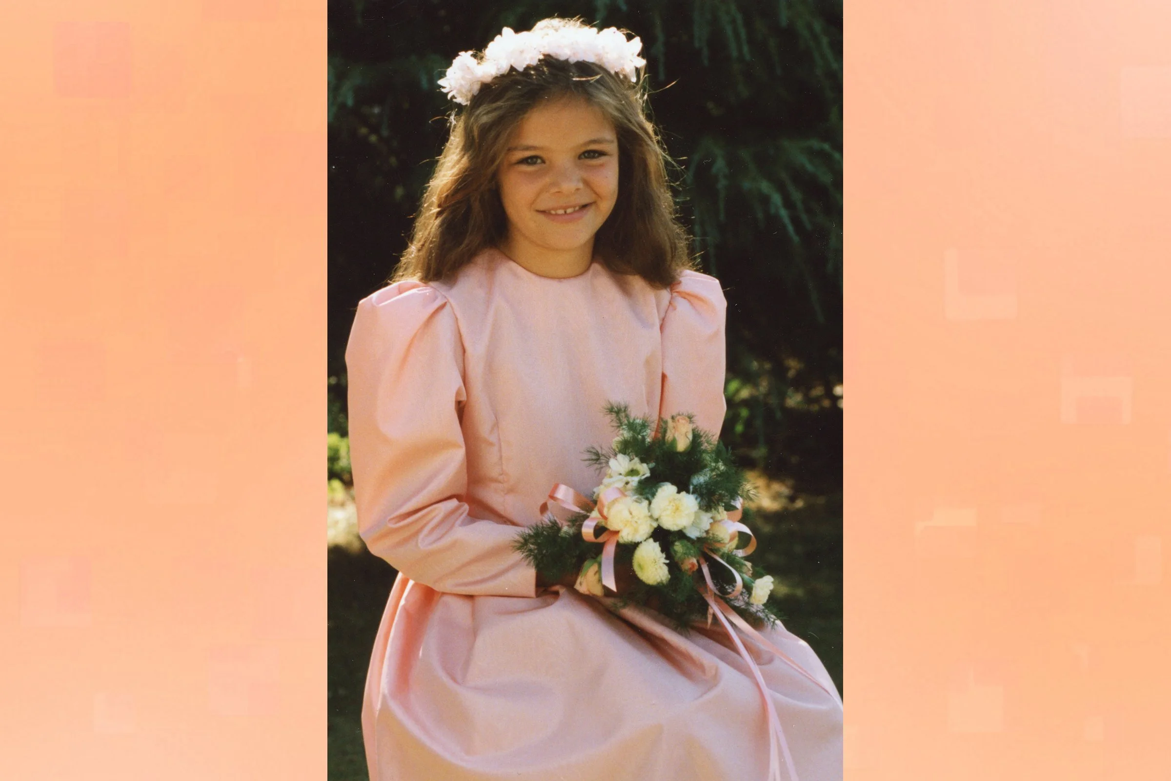 LINDSEY WELLS - Children's Attendant