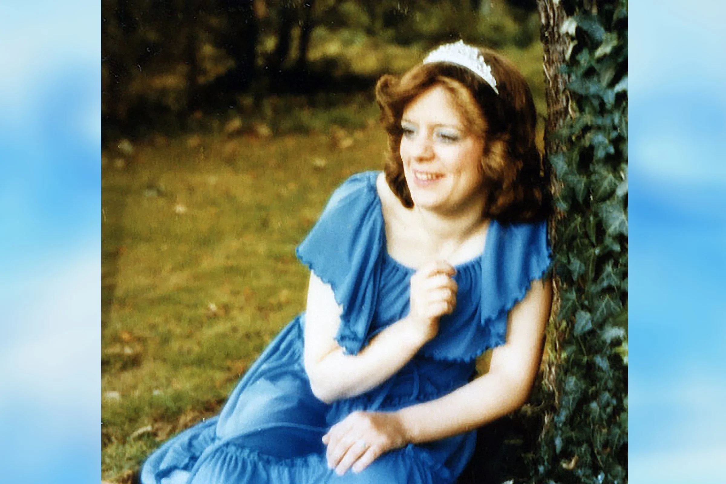 1977 Attendants - LORNA GARRETT, KATHLEEN SMITH, JEANETTE GREEN, ANN COOPER