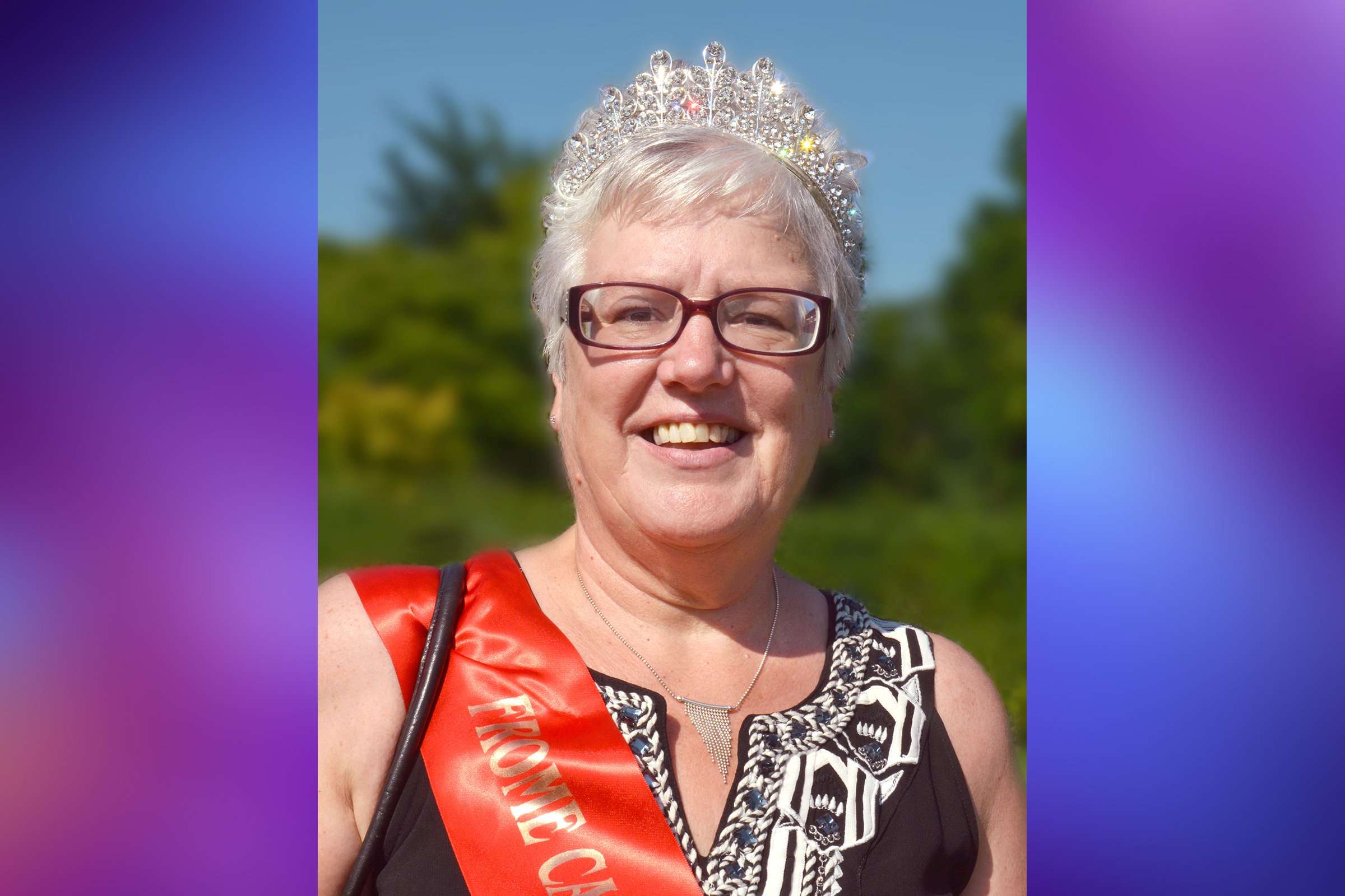  CAROLYN CLEMENTS  - CARNIVAL GRANNY