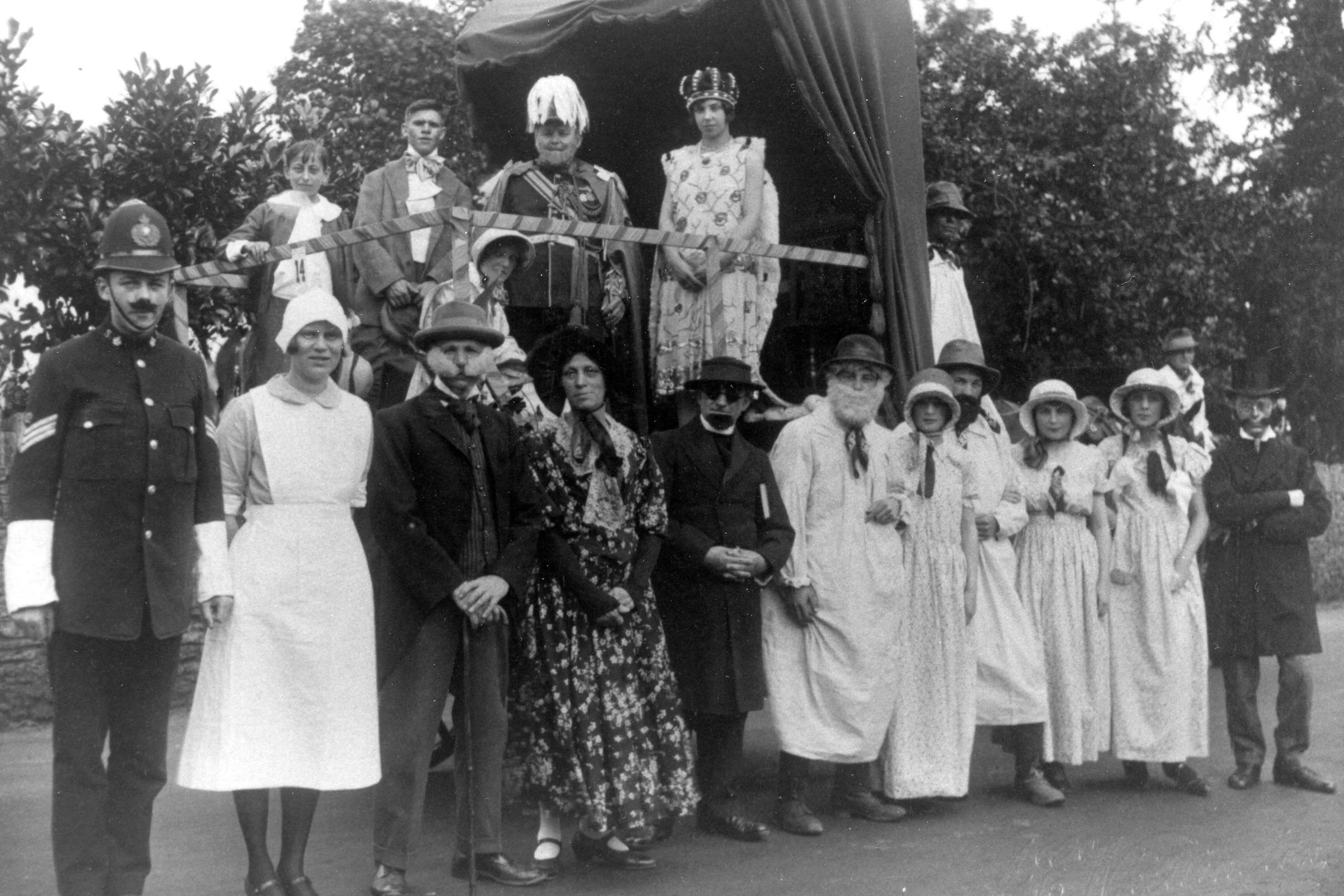  KING, QUEEN & SUBJECTS  by Houston Cloth Mill