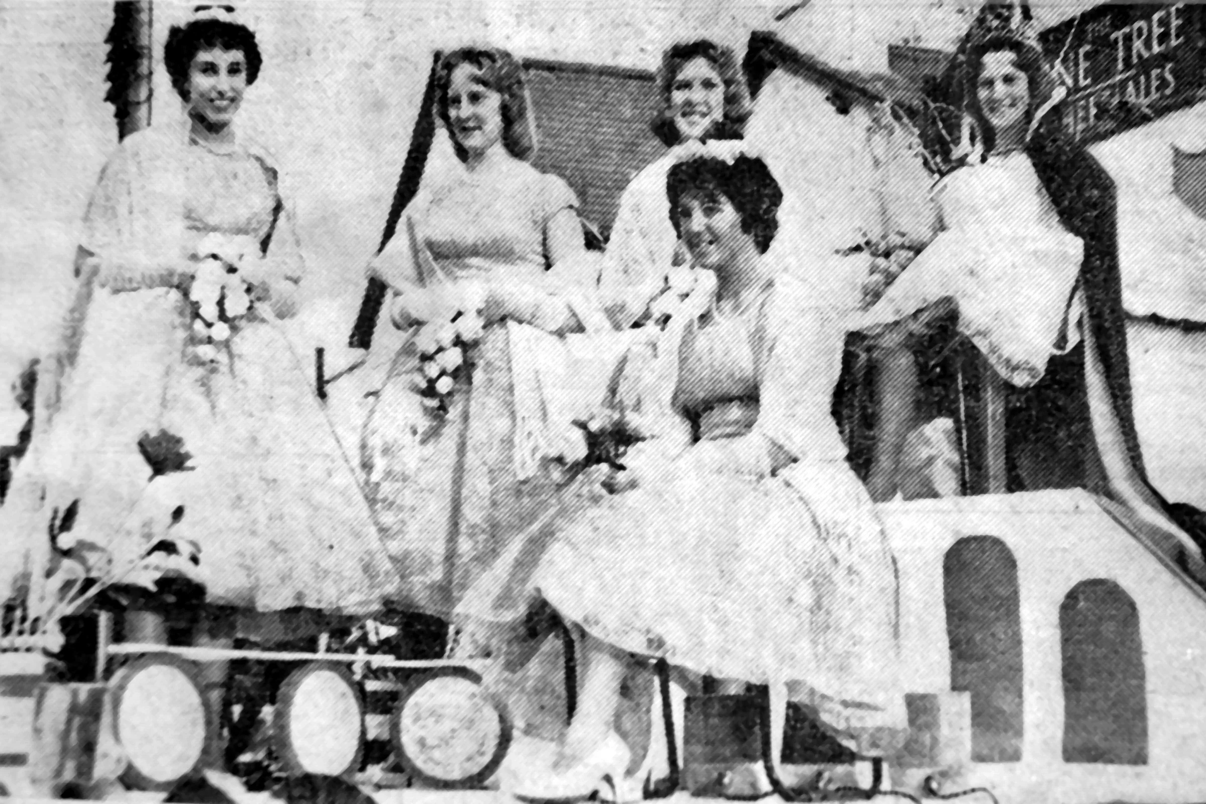  JANET  with attendants JEAN NEALE, JENNIFER EVANS, JANET PIKE & SHIRLEY BEALE 1960
