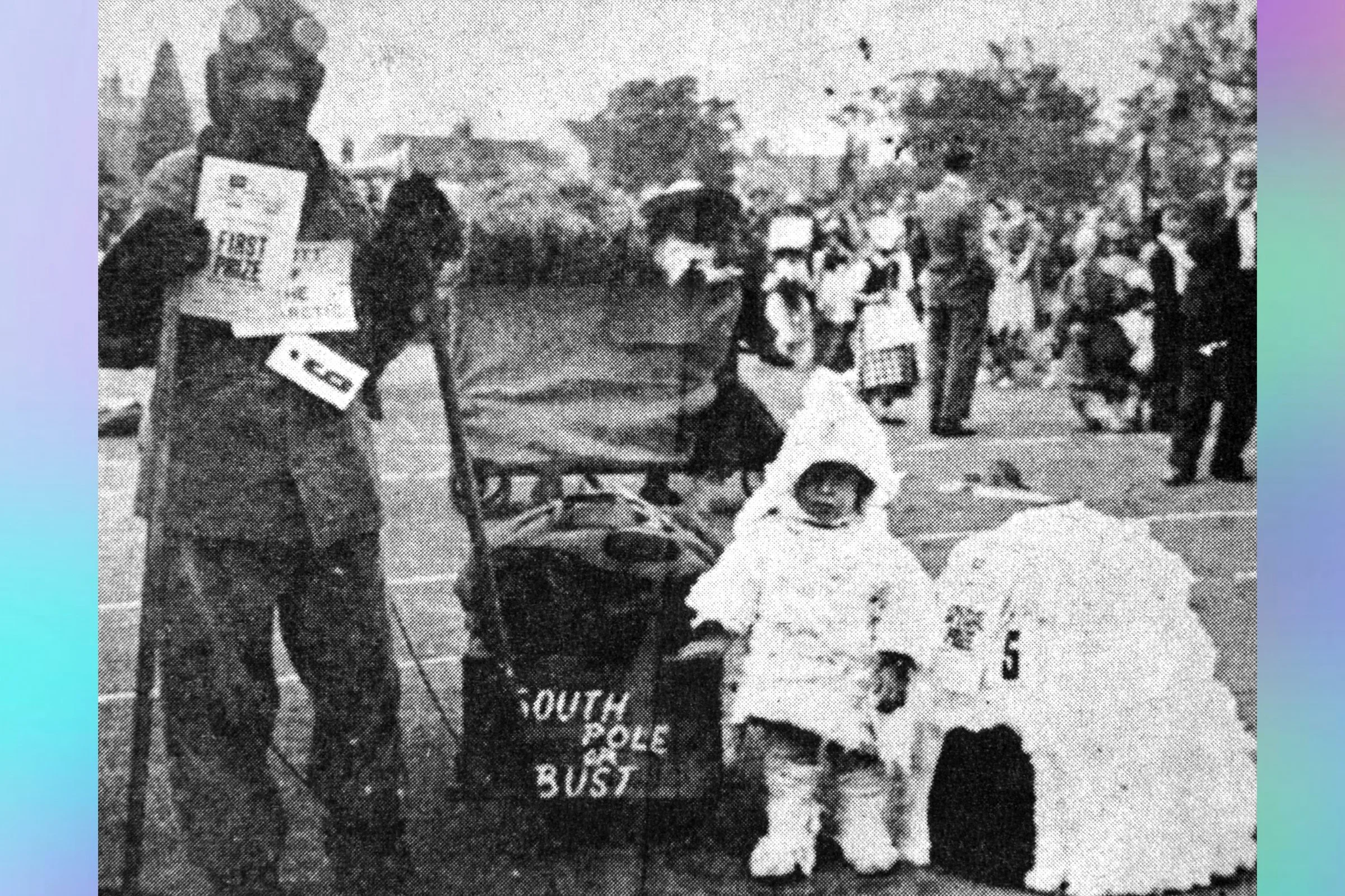  Scott of the Antarctic  - Alan Channell with  Eskimo - Sanders Webb