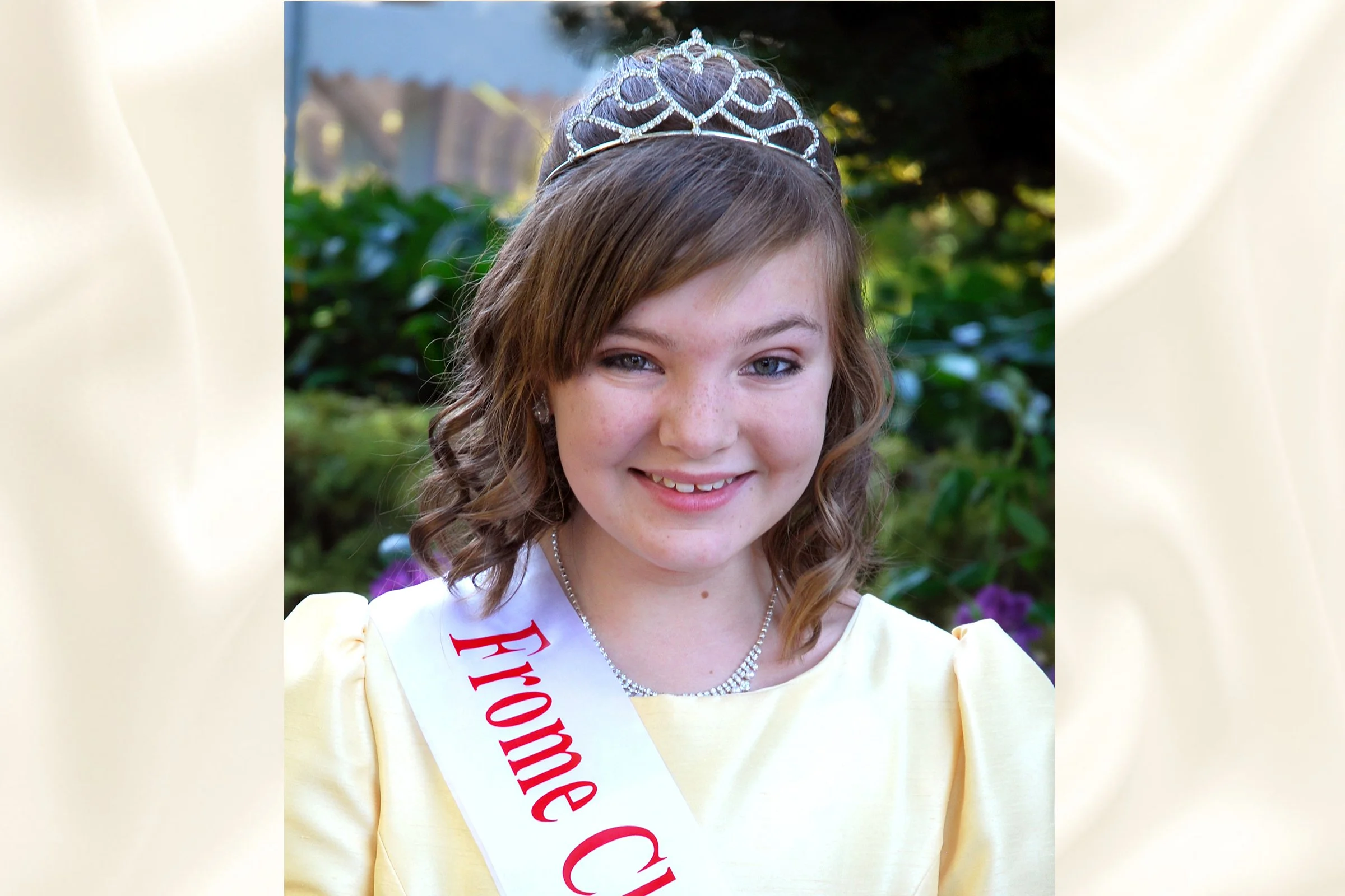 LEANNE EVANS - Children's Attendant