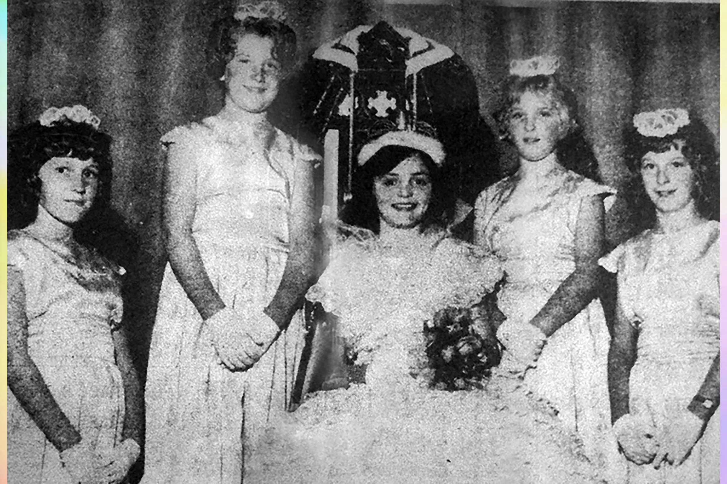  JUDITH  with attendants PAMELA HARRISON, TRIXIE GROVES, JANE PHILLIPS & SHEILA HALL 1963