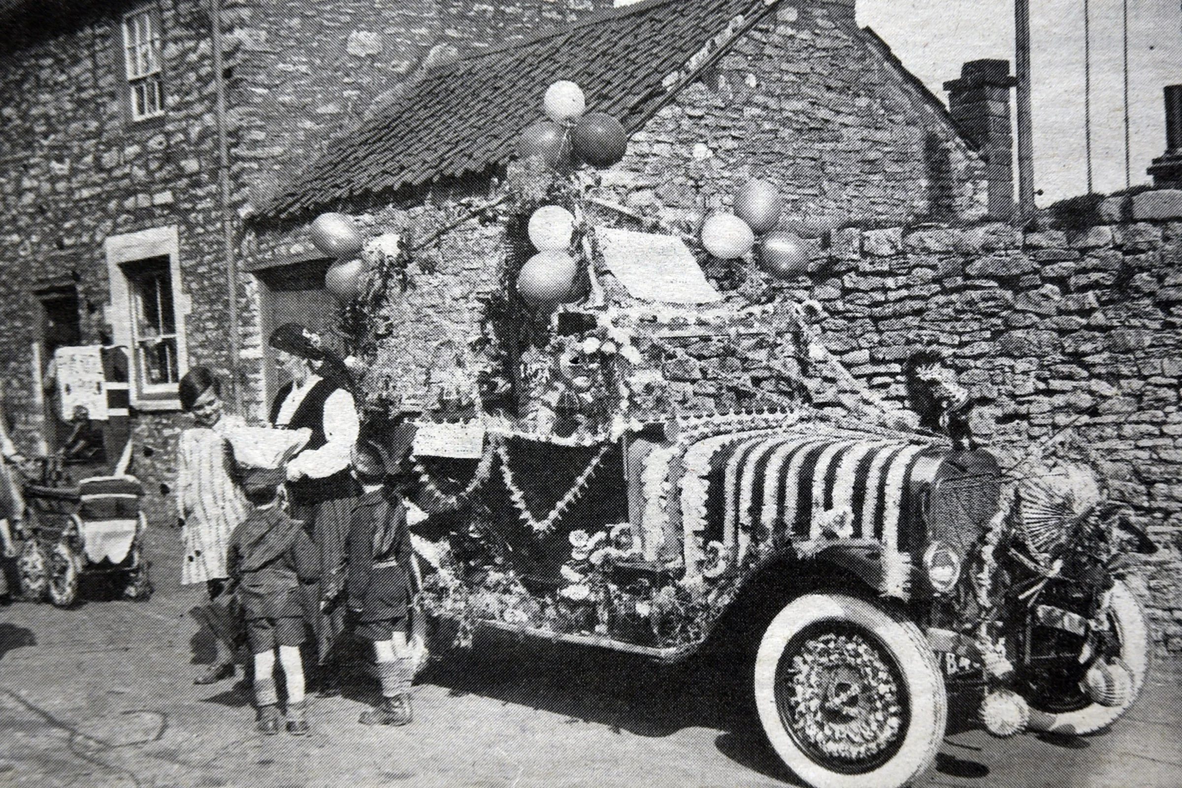  Decorated Car 