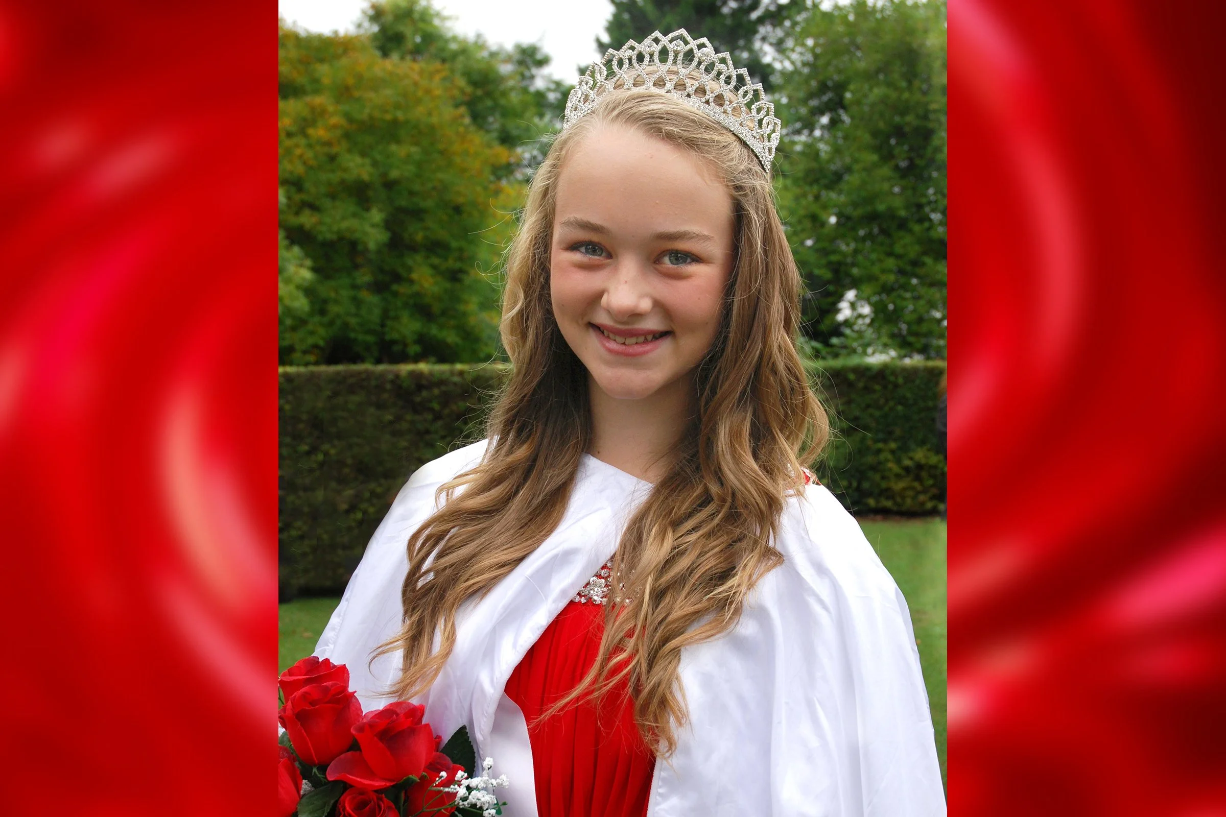 MELISSA COOK - Teenage Attendant