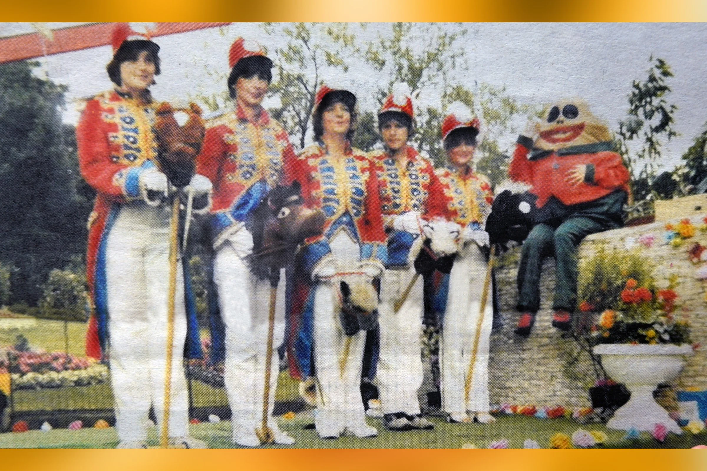 Humpty Dumpty - Sparrows CC, Bath