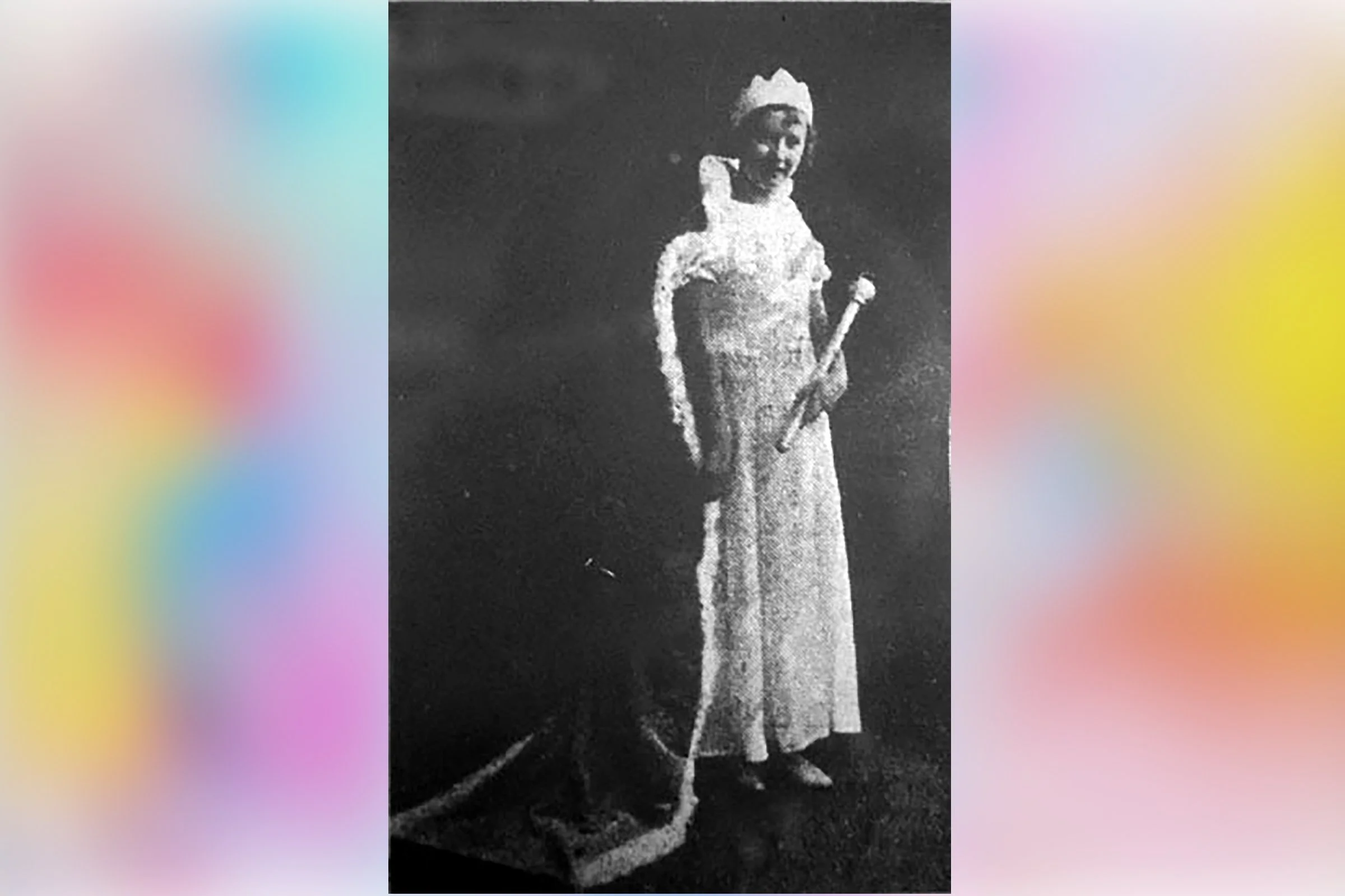  BETTY HOBBS  CHILDREN'S QUEEN 1933 Attendants PHYLLIS RANDALL & BARBARA MORRIS (no image)