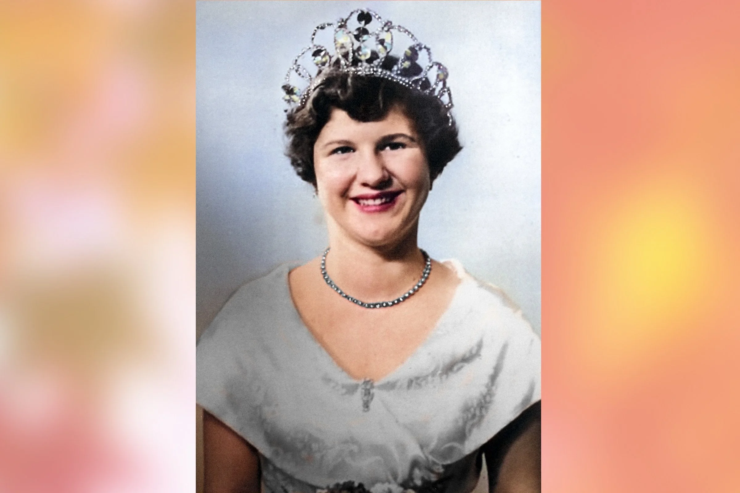  ANN FOGARTY  - QUEEN 1956