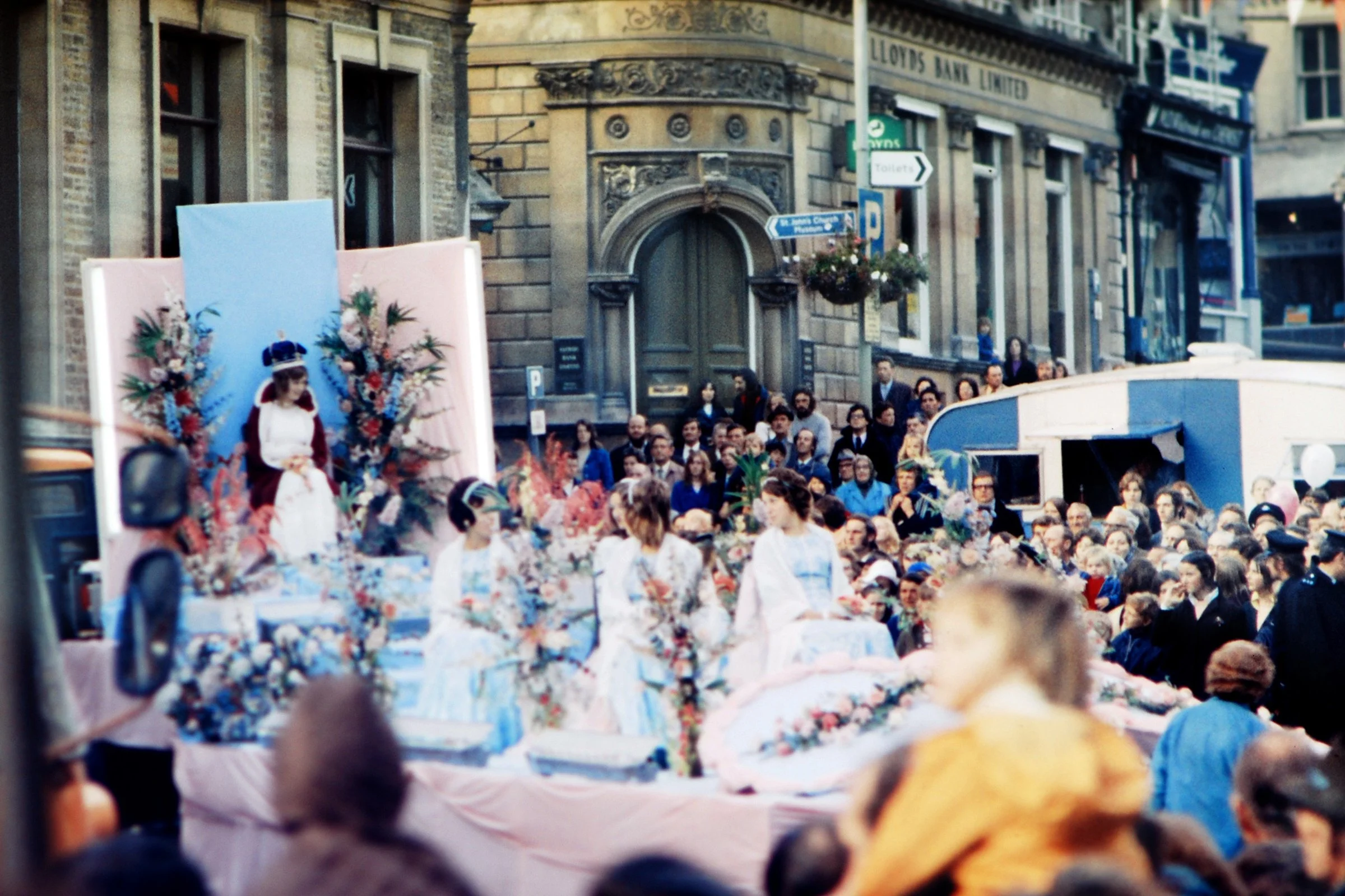 Adult Queen float 1973