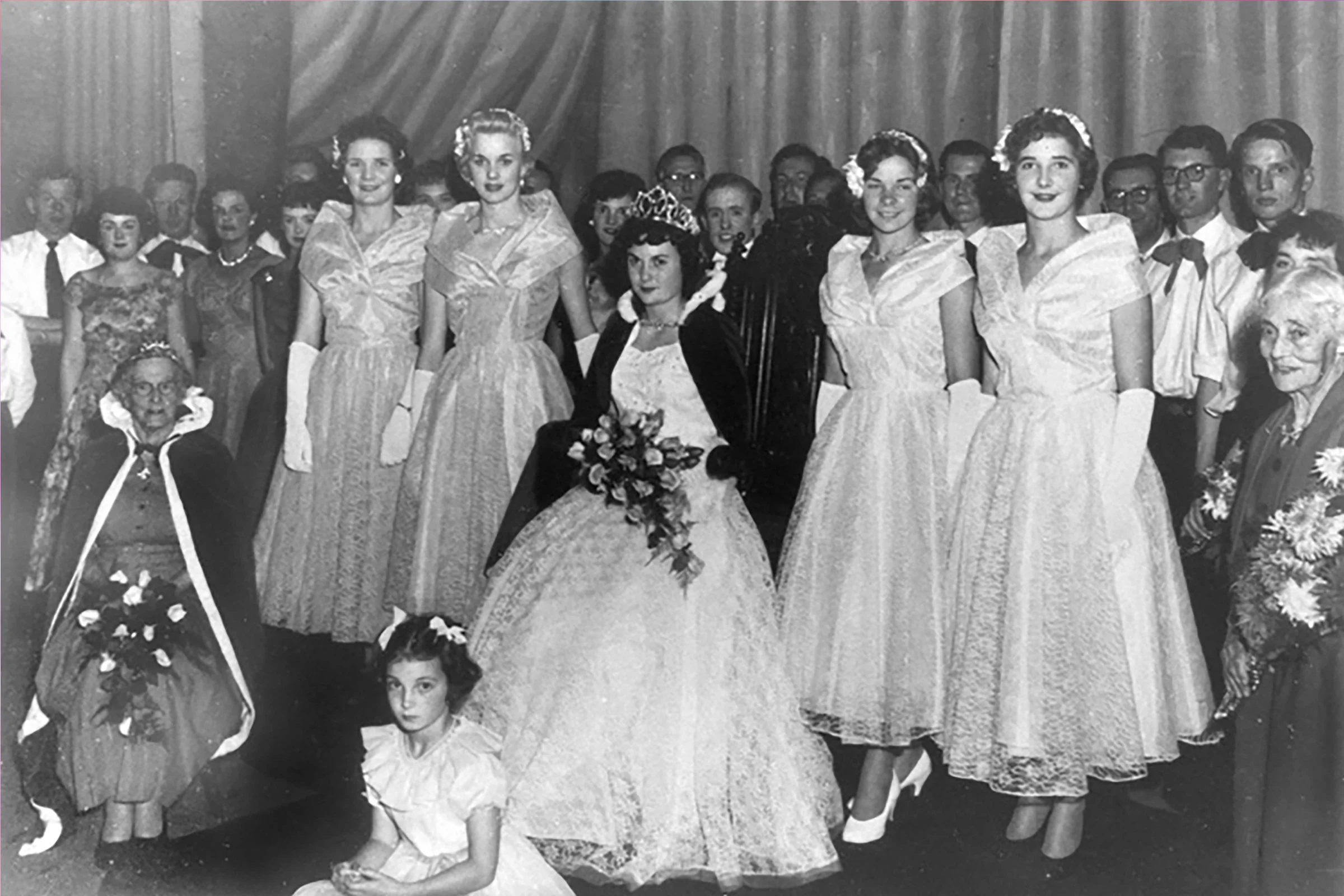  BARBARA  with PAT BURNS, DAPHNE BLACKHALL, PAULINE BATEMAN & JULIE PILLINGER 1958