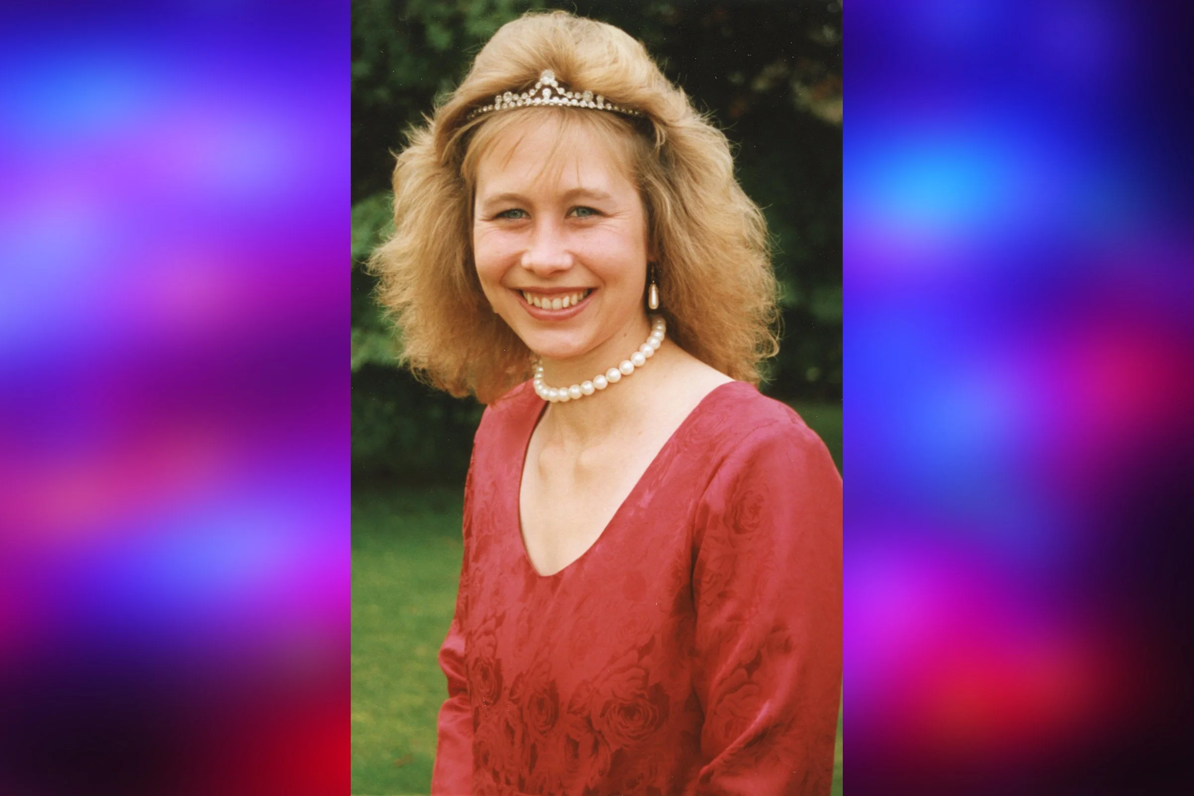 LORETTA BOTTLE - Attendant