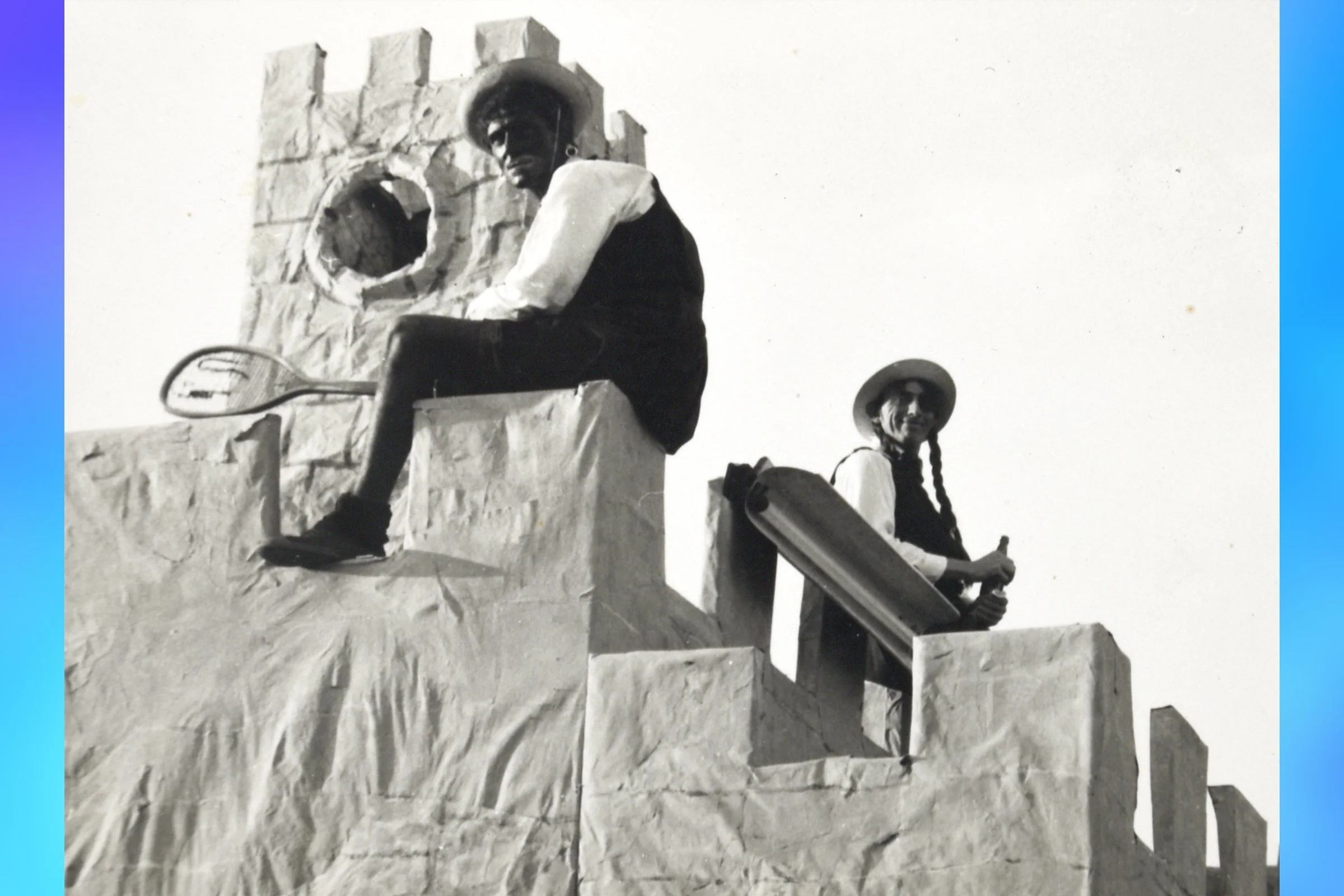 St Trinians Singers Belles - JW Singer & Sons Sports & Social Club