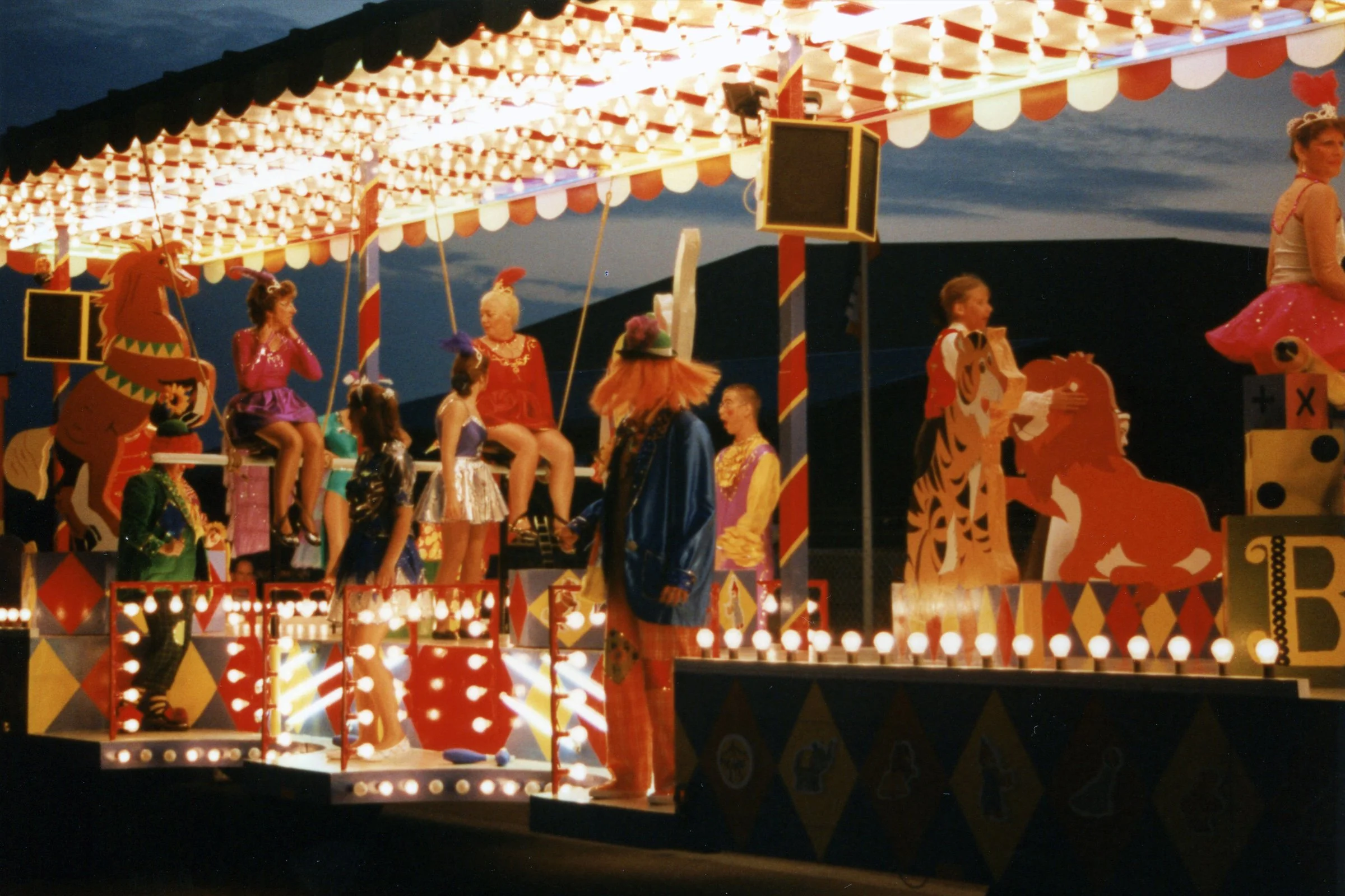 Playroom Circus - Revellers CC, Motcombe