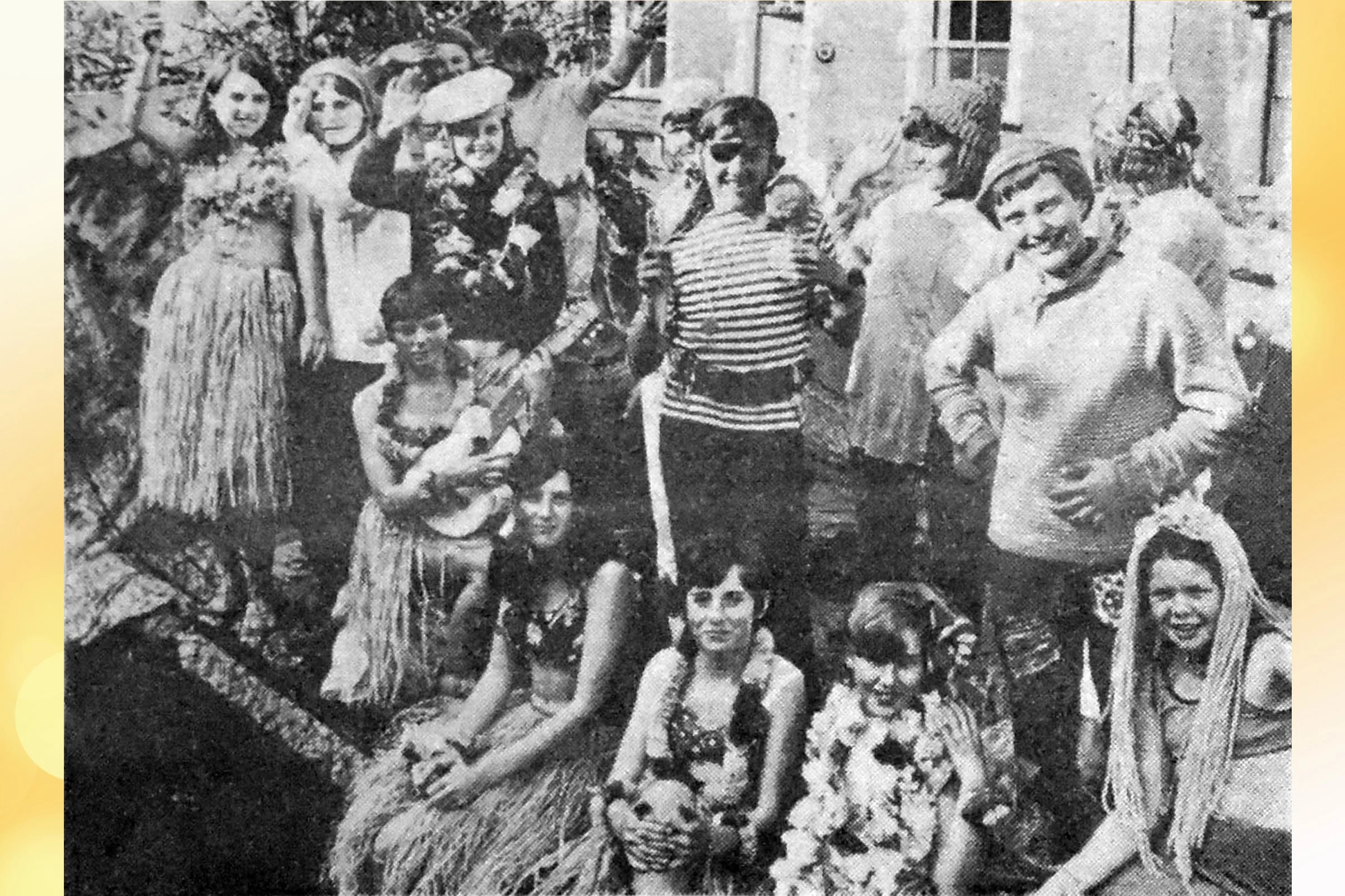 Island Paradise - 3rd Frome St John's Girl Guides