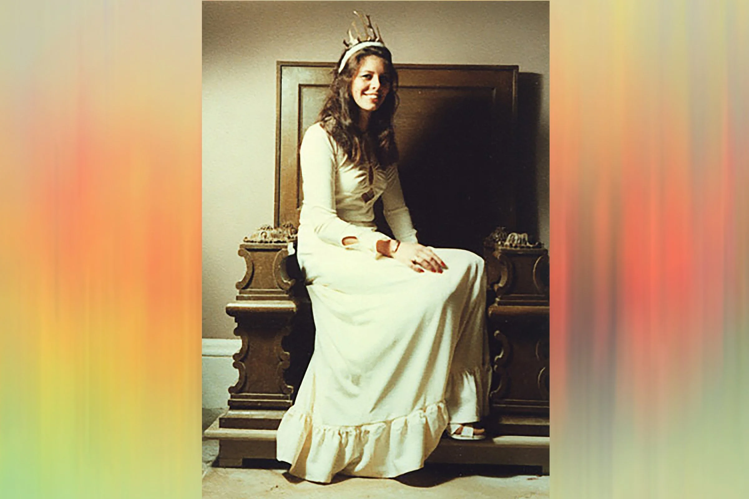  JAYNE PEARCE  - QUEEN 1976