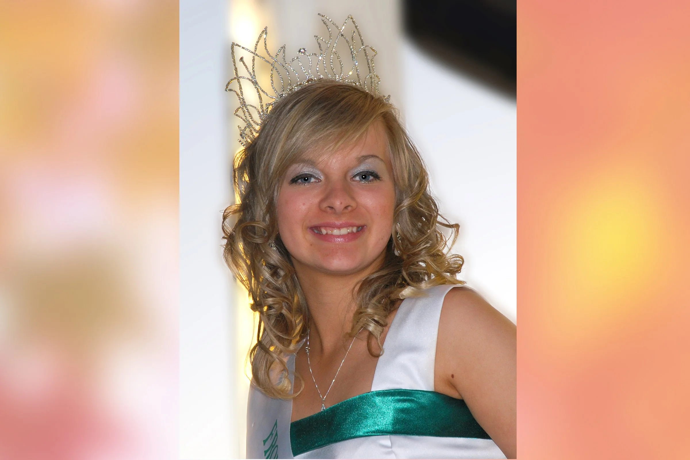  THEA COOK  - MISS TEENAGER