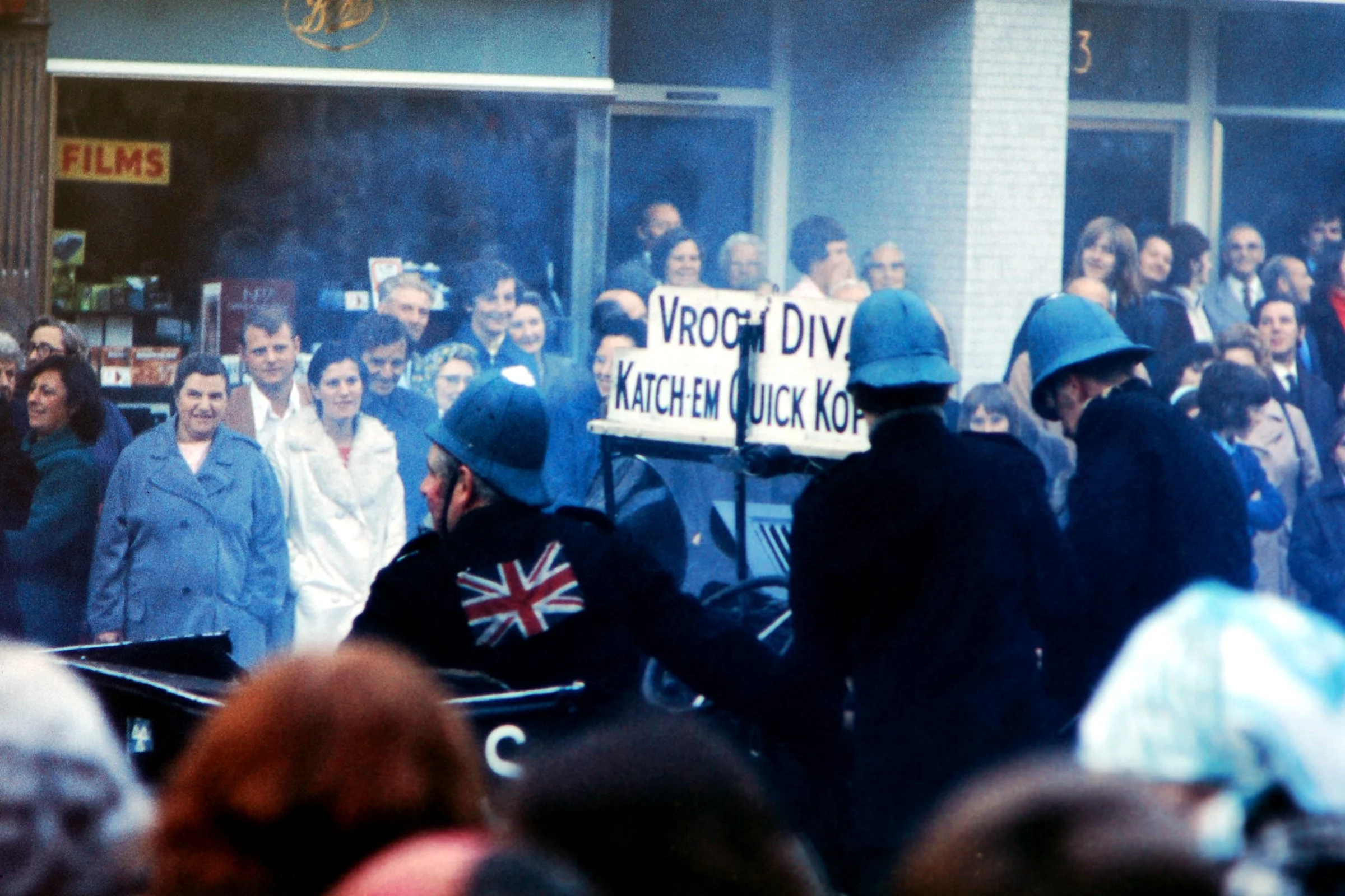 Vroom Div Katchem Qwik Kops