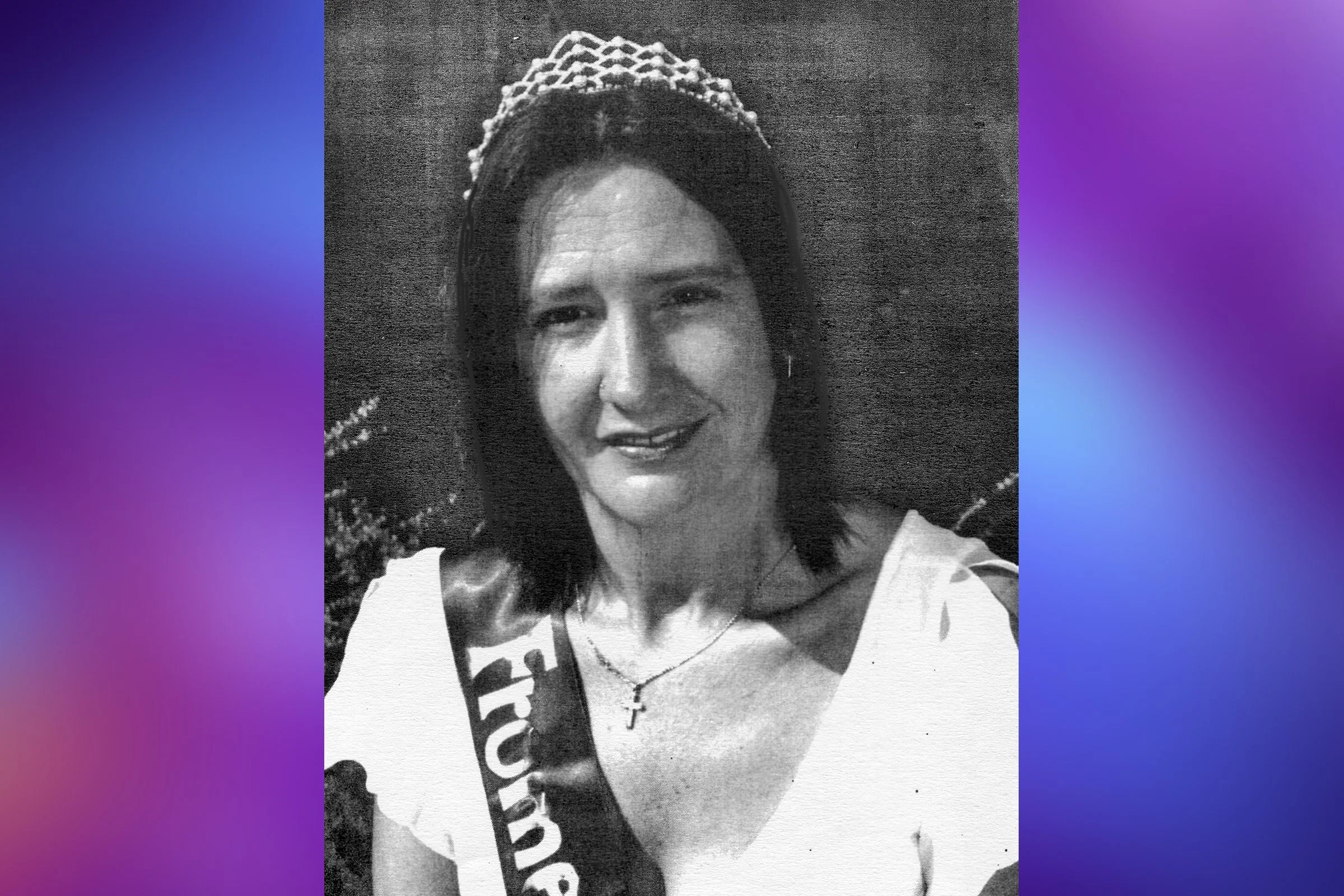  VALERIE BUTLAND  - CARNIVAL GRANNY