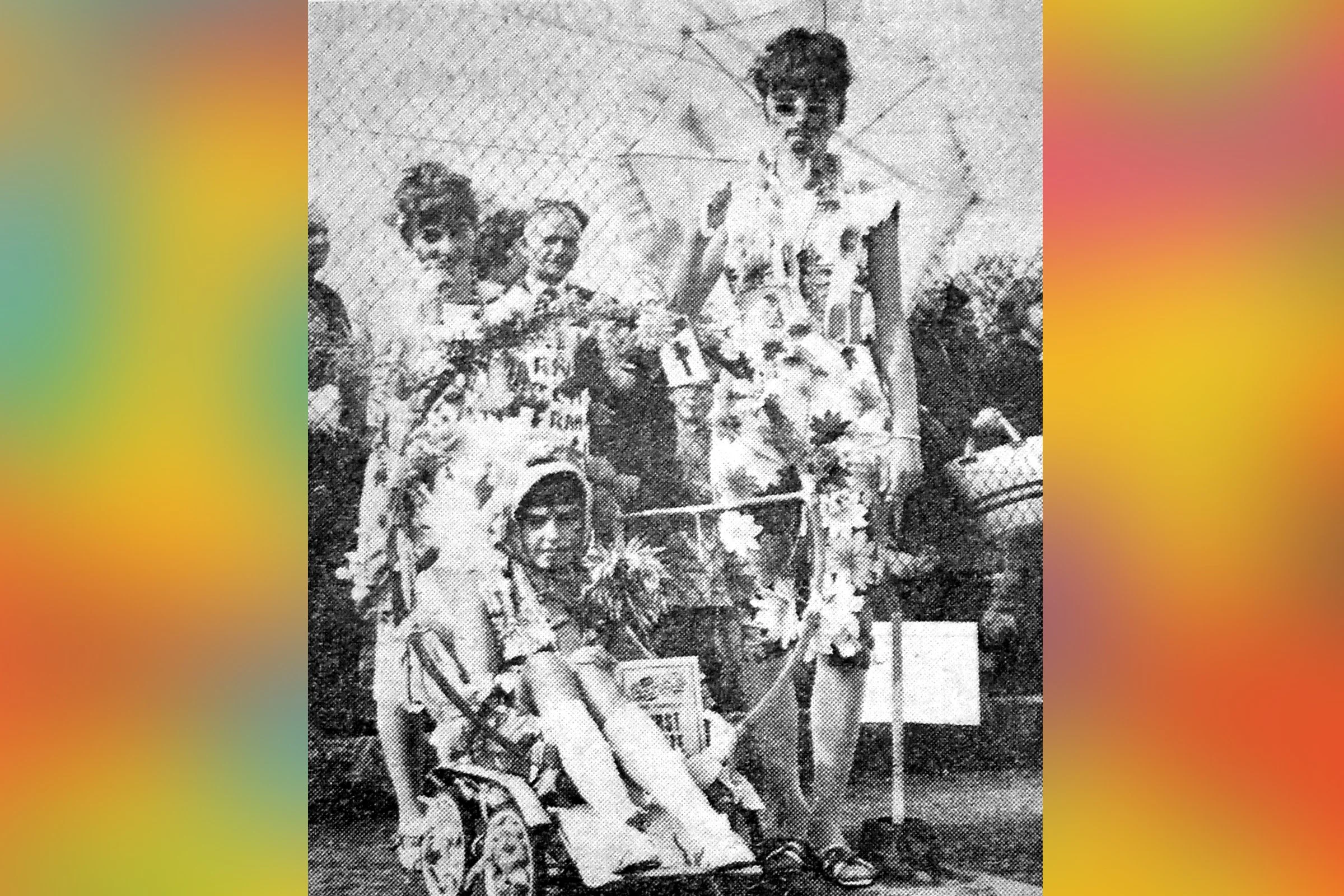 Flower Power Family - Annette & Loraine Smith and Sally Pearce