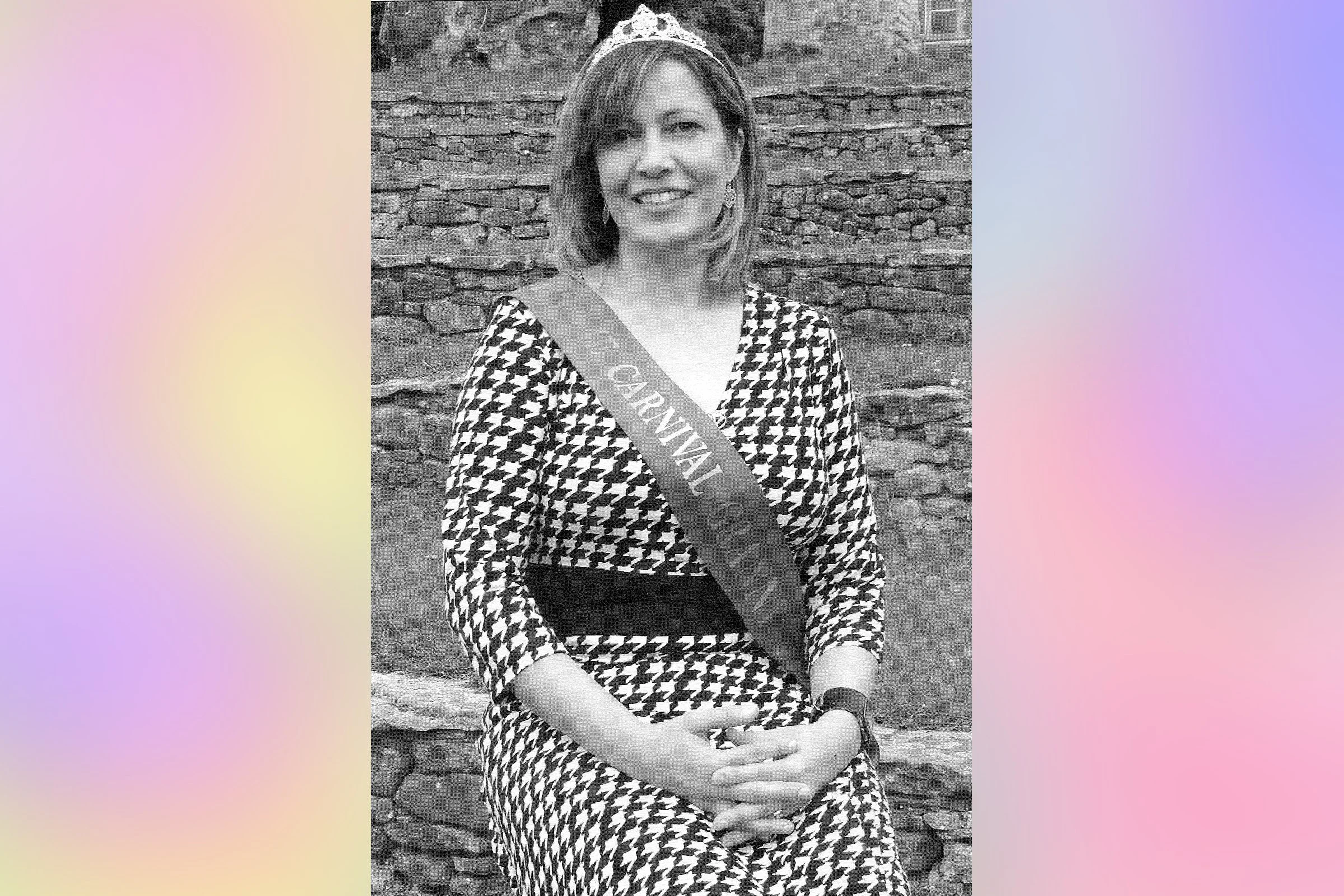  LISA JONES  - CARNIVAL GRANNY