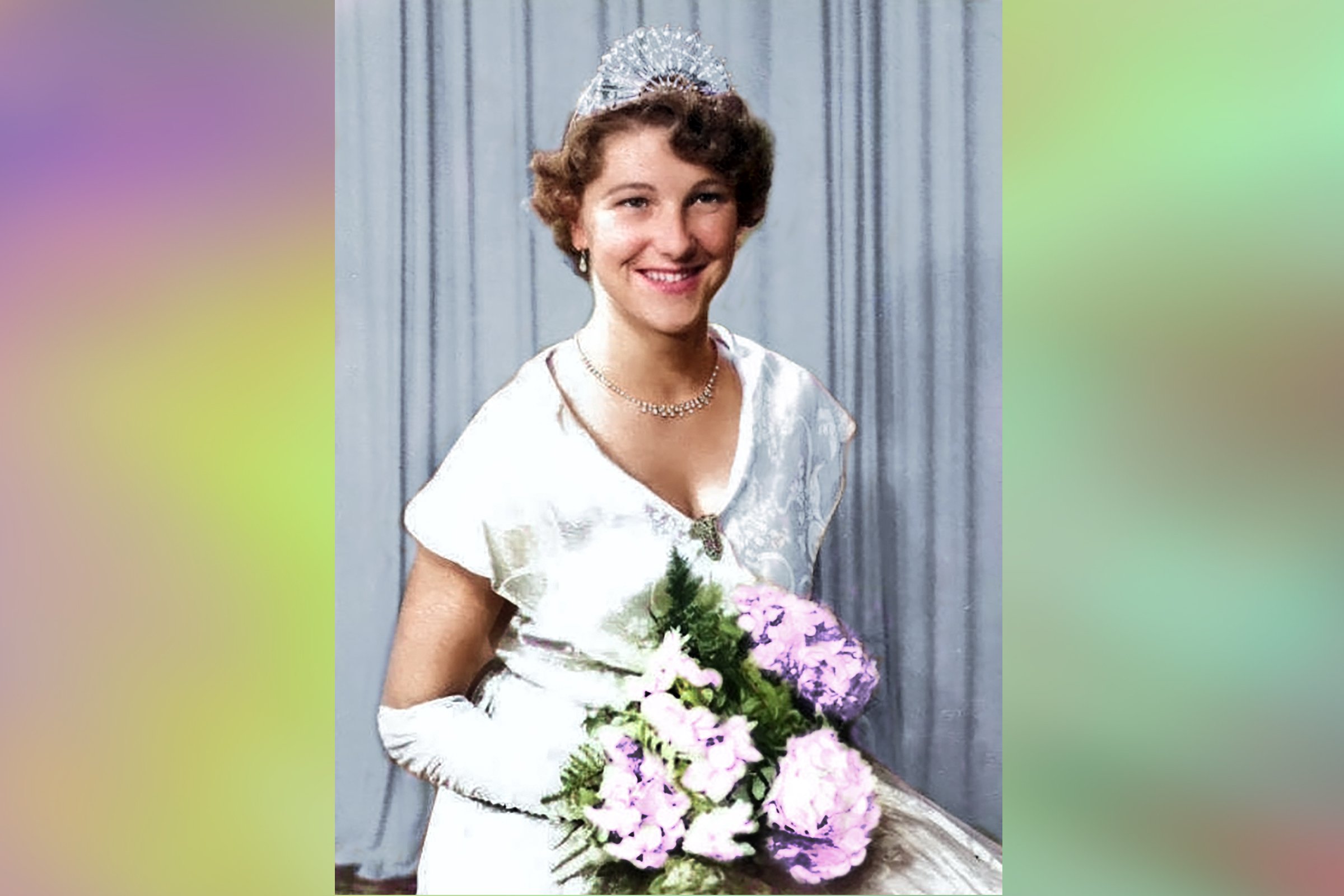  FRANCES MILLER  - QUEEN 1957