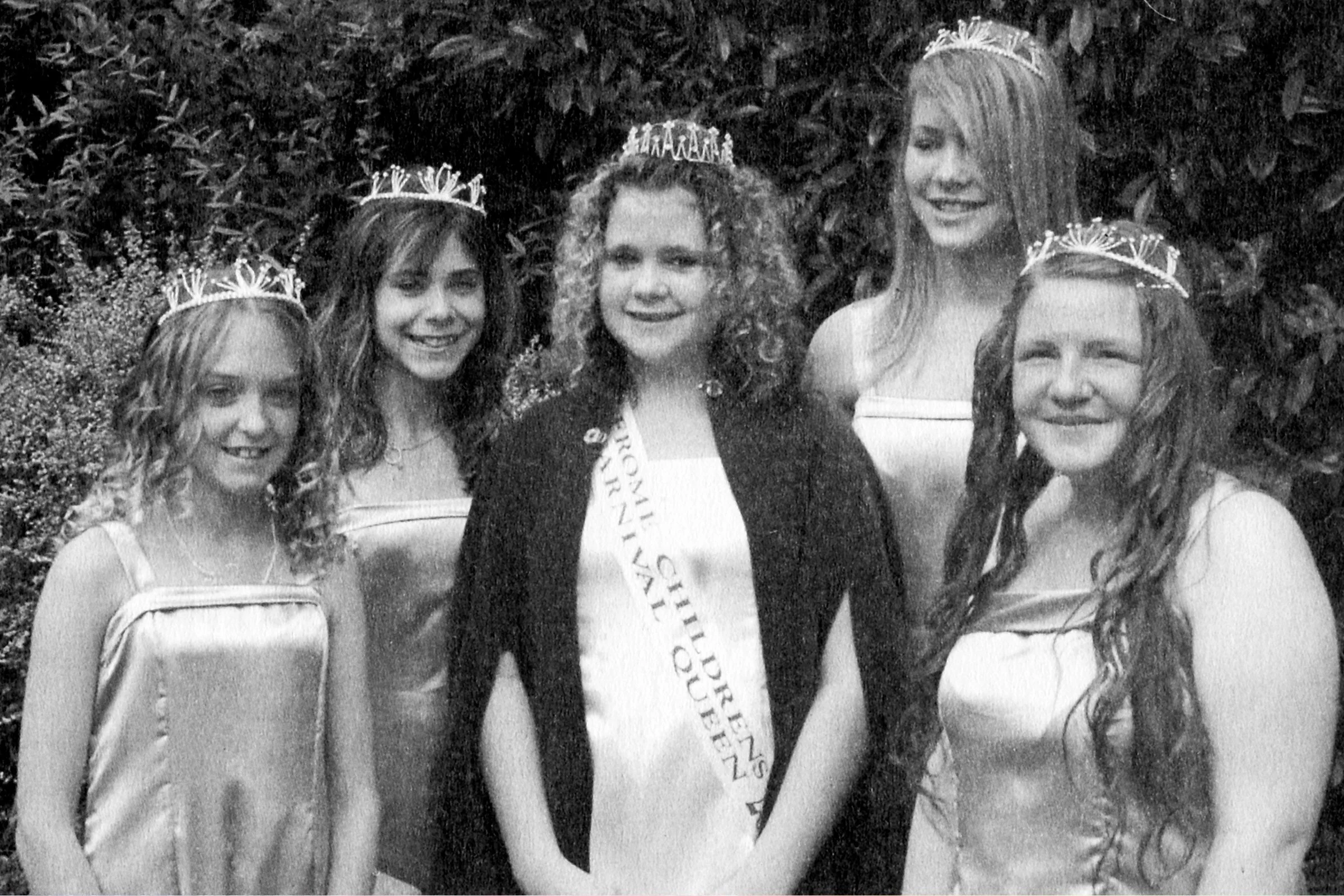 Billie Marklew, Demi White,  LAUREN WOOD  CHILDREN'S QUEEN, Shannon Whitaker, Jodie Ayres