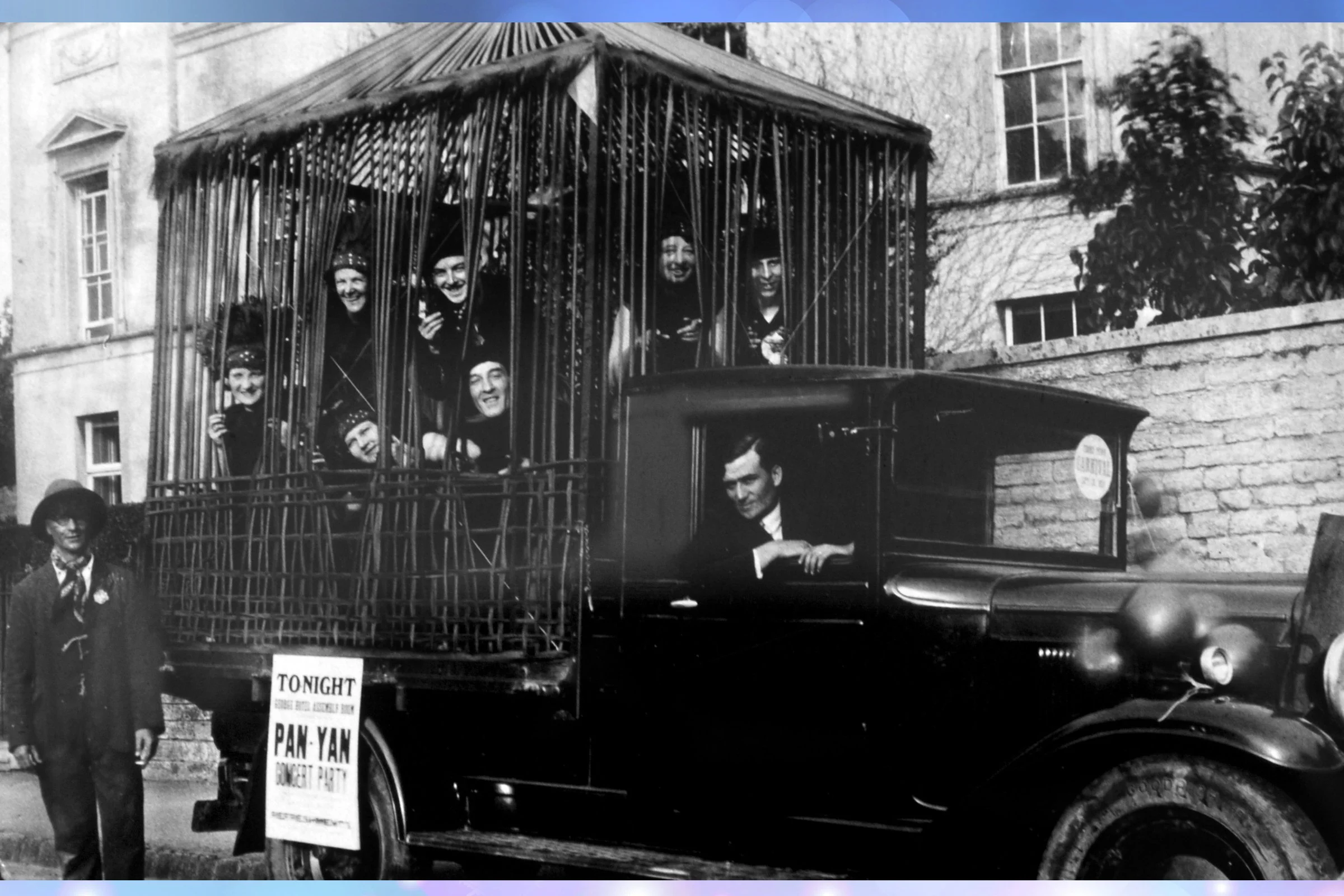  The Singing Birds of Frome  Pan Yan Concert Party