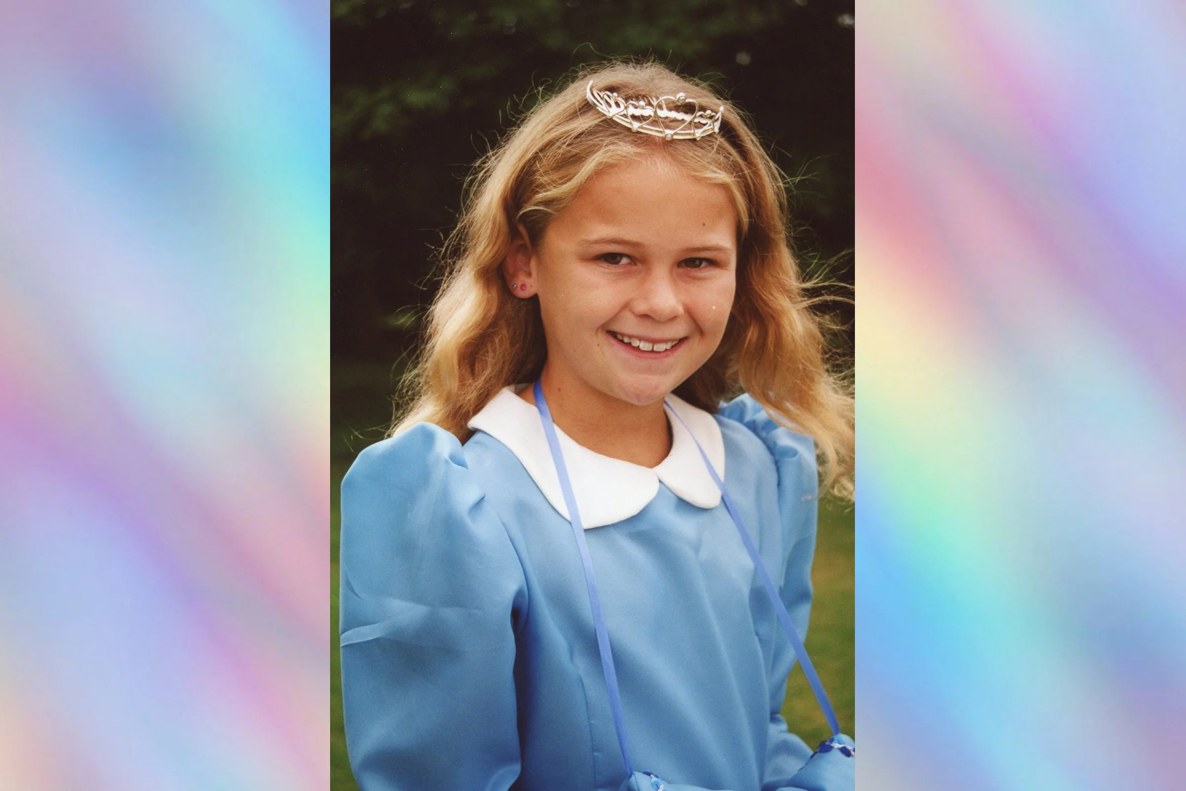 DANIELLE HOLT - Children's Attendant