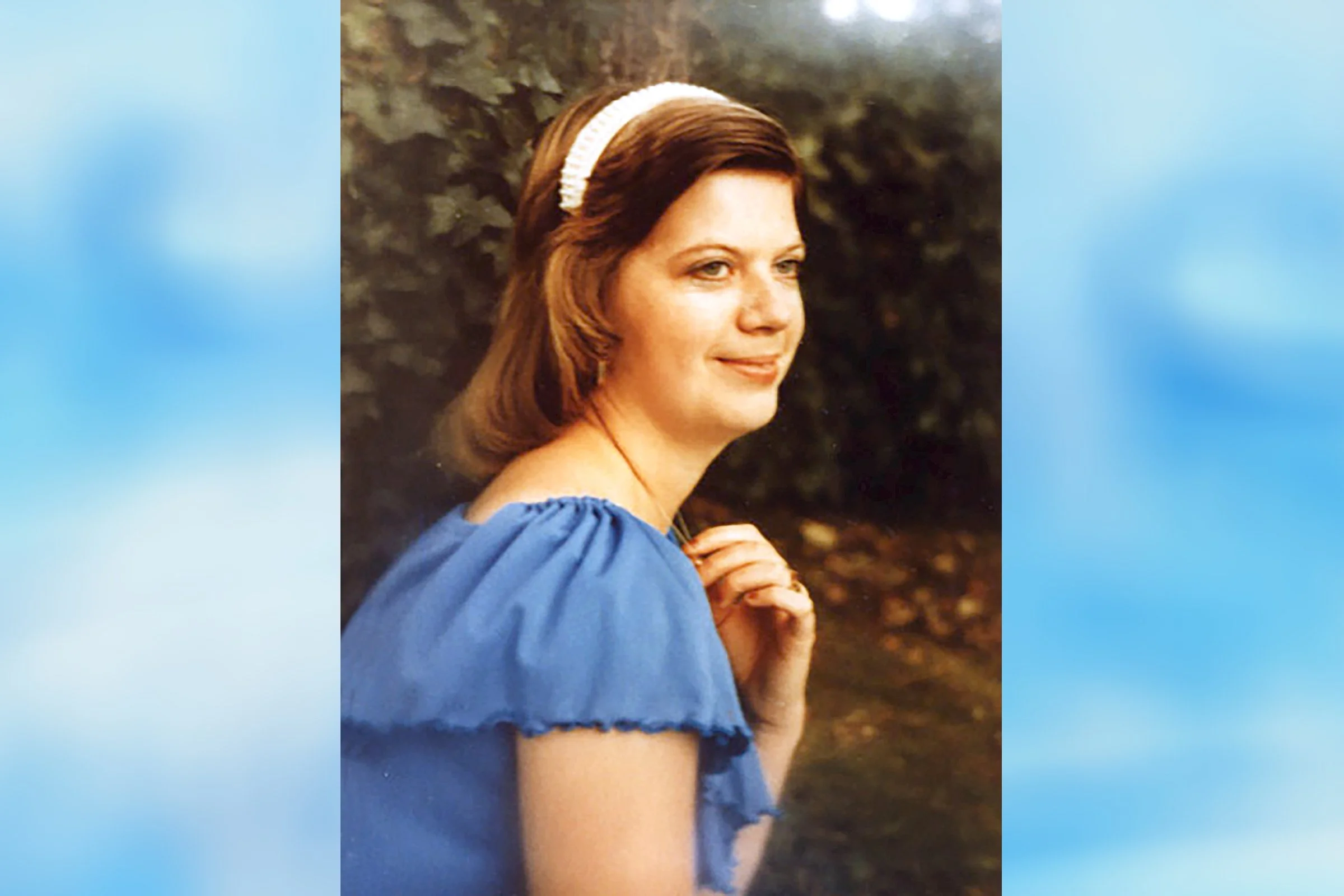 1977 Attendants - LORNA GARRETT, KATHLEEN SMITH, JEANETTE GREEN, ANN COOPER