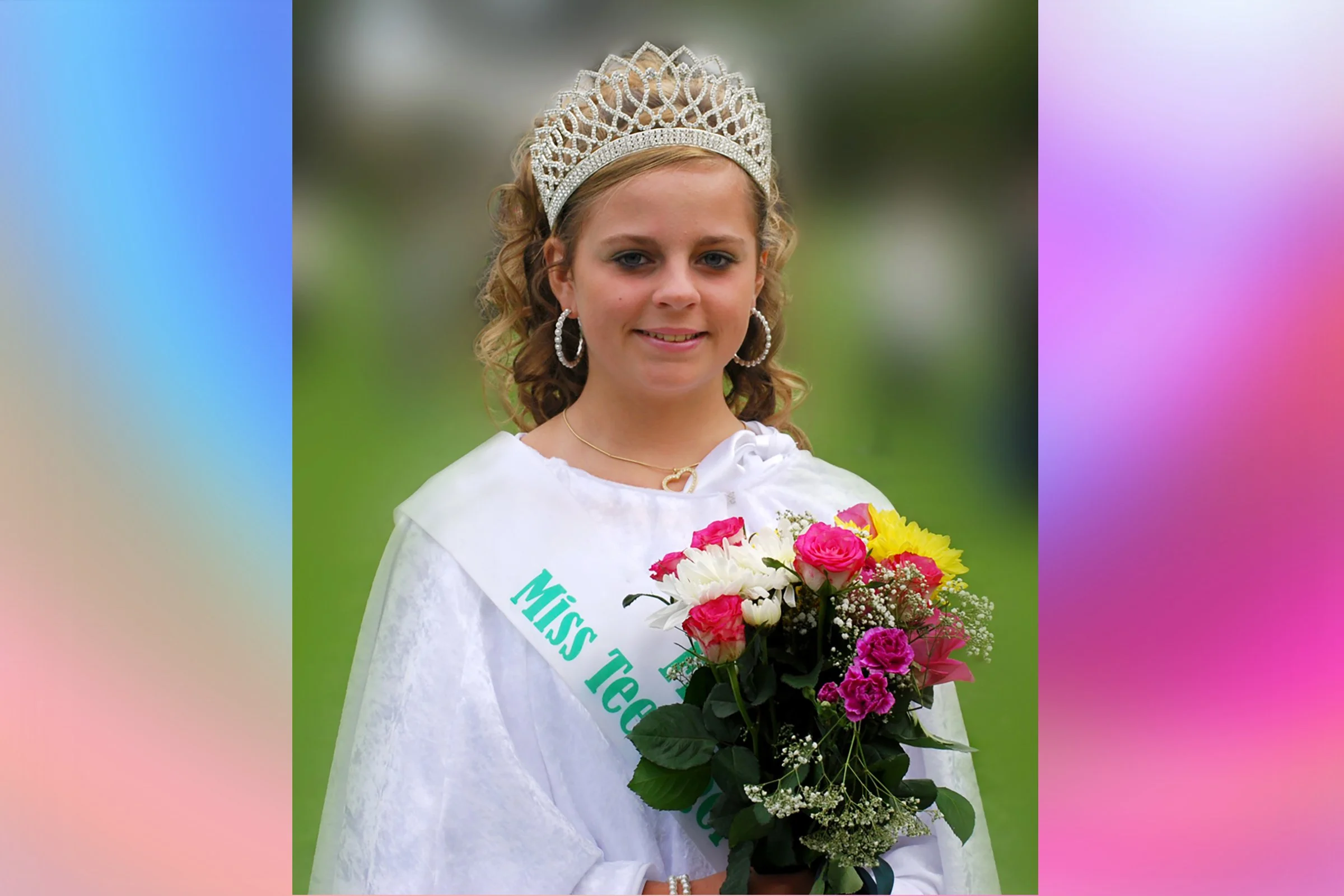  ALEESHA WHITE  - MISS TEENAGER