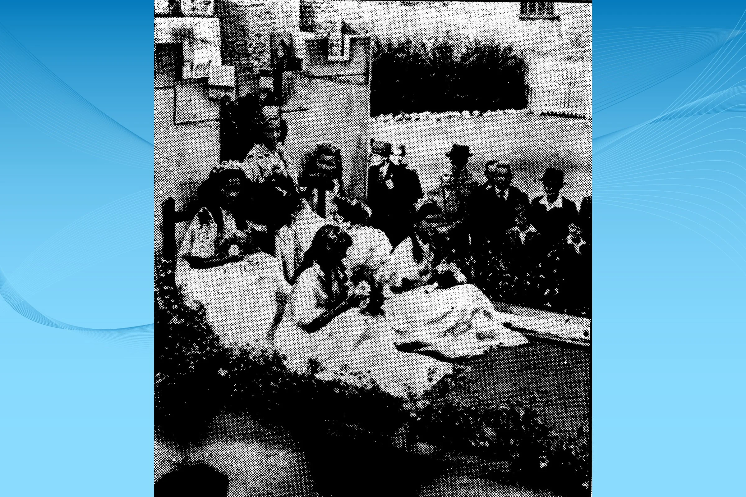 Children Queen's float 1947